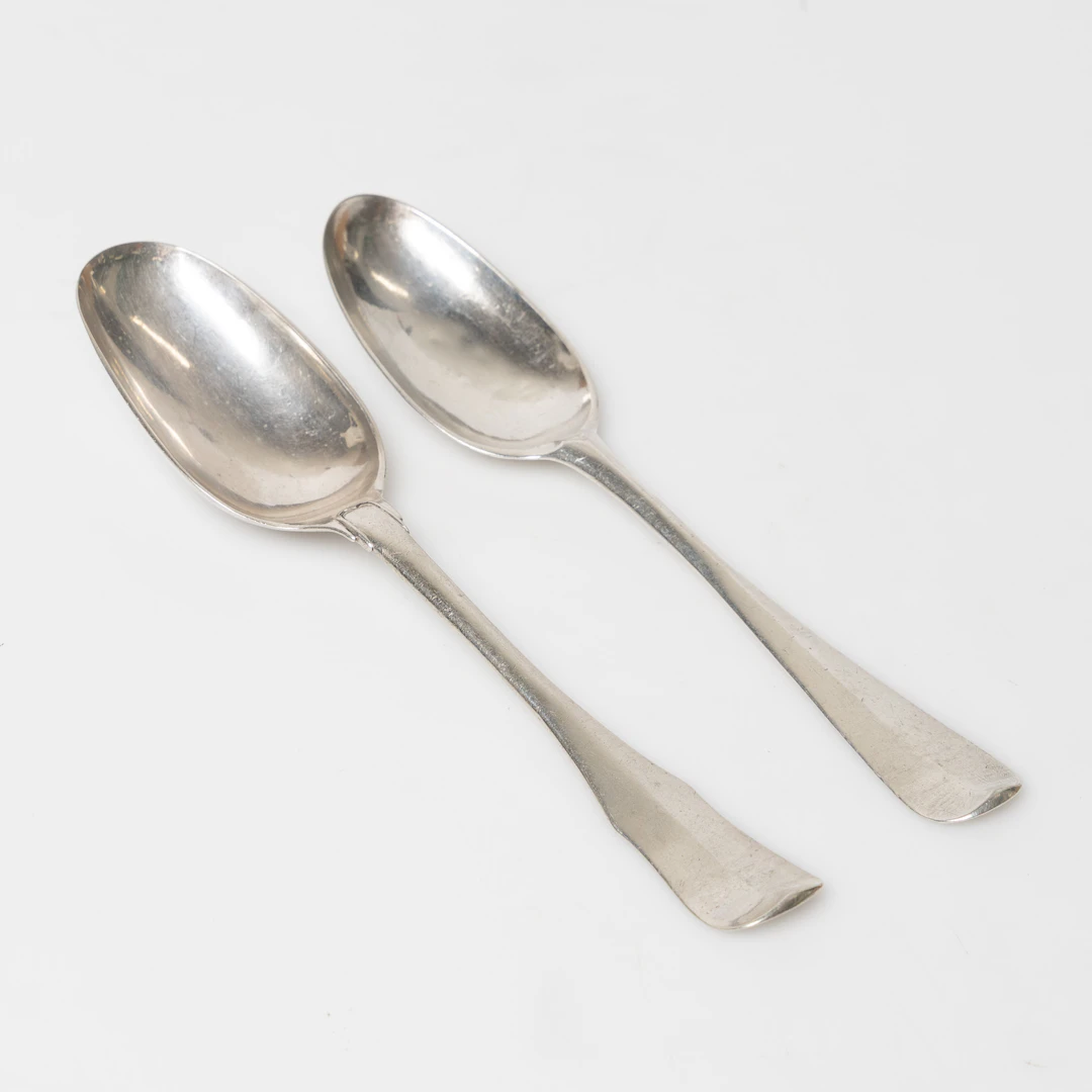 JOHAN PETTERSSON BERG, 2 skedar, silver. Norrköping 1743 och 1757.