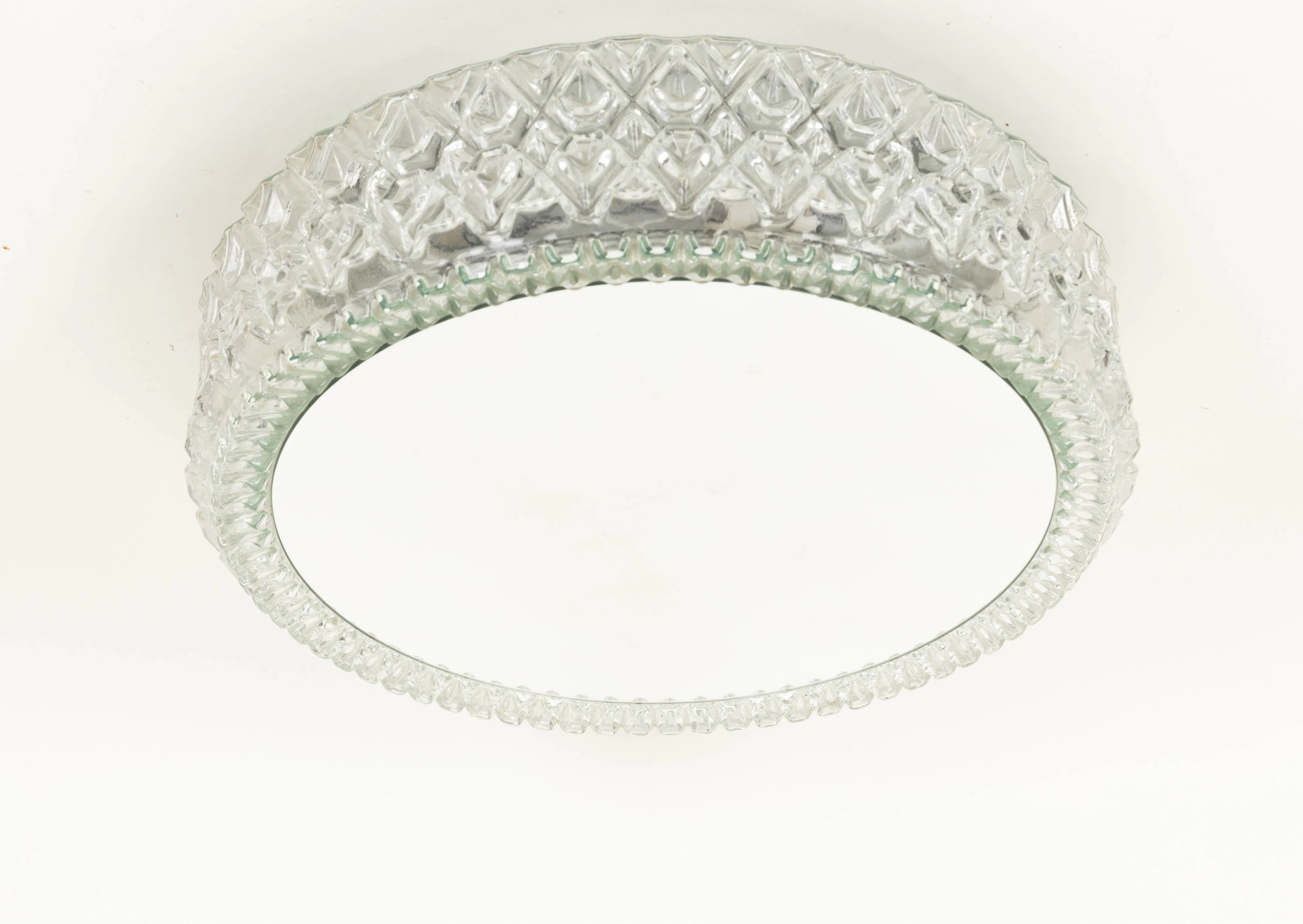 Glashütte Limburg, große Deckenlampe / Wandspiegel, 1960er Jahre.