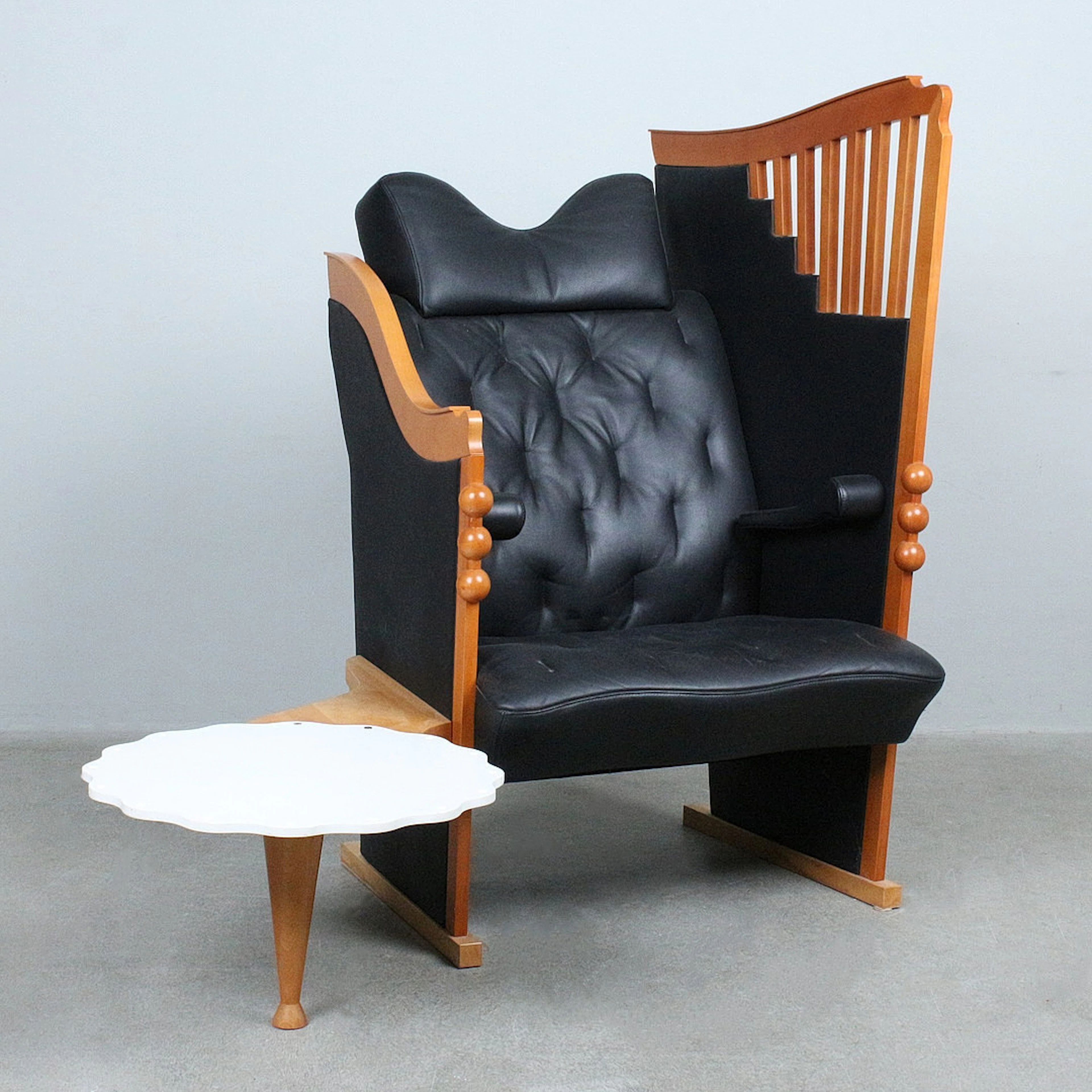 BOŘEK ŠÍPEK. Wittmann. Sessel aus der 'Pro JP' Serie, mit Anbauteilen