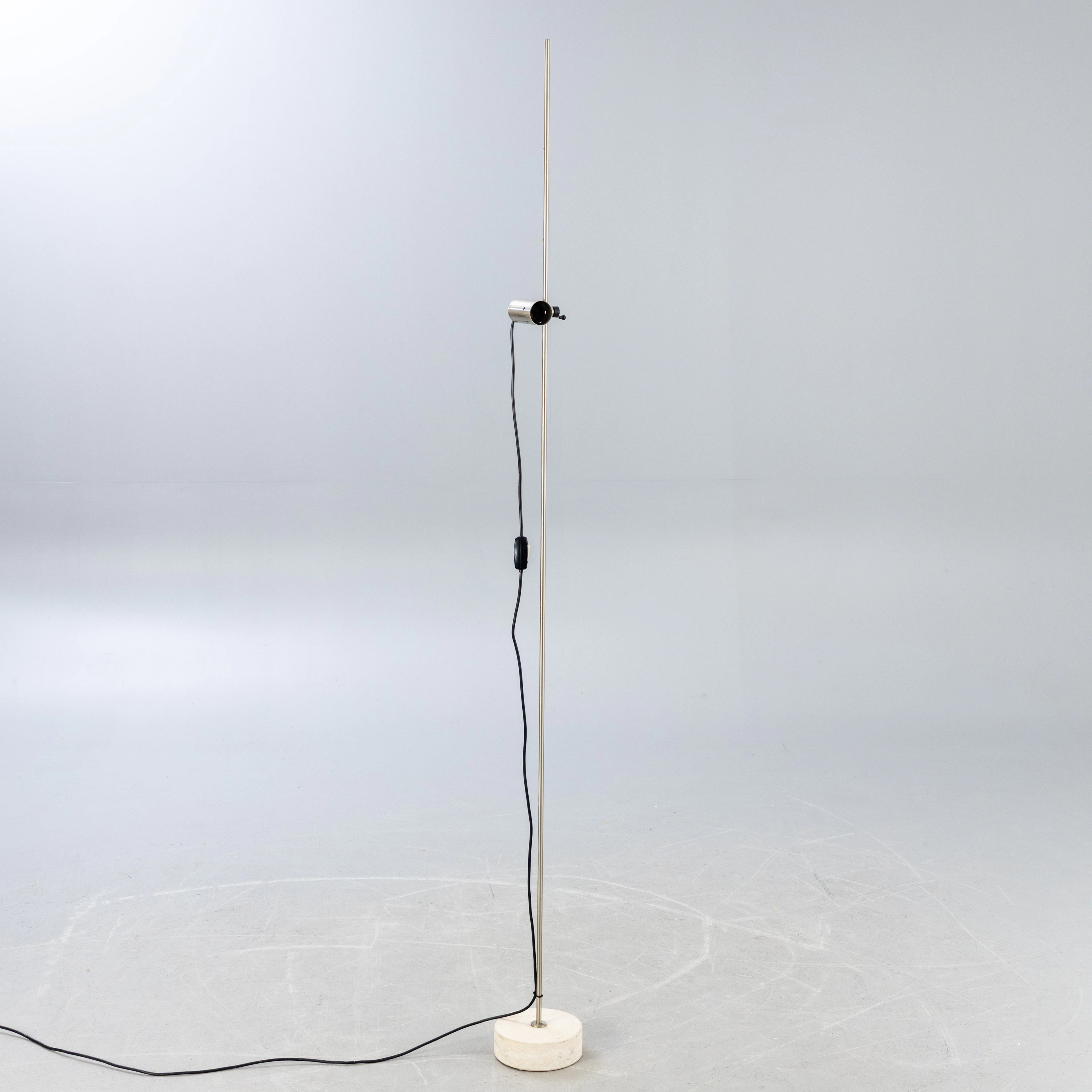 TITO AGNOLI. Oluce, Stehleuchte / Lampe, Modell 'Agnoli 387'.