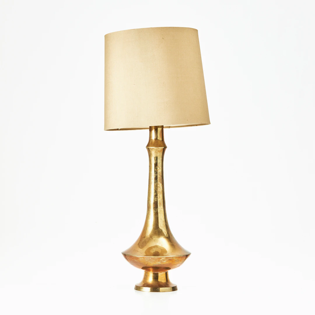 BORDSLAMPA, polerad mässing, troligen Nordiska Kompaniet, 1960-tal.