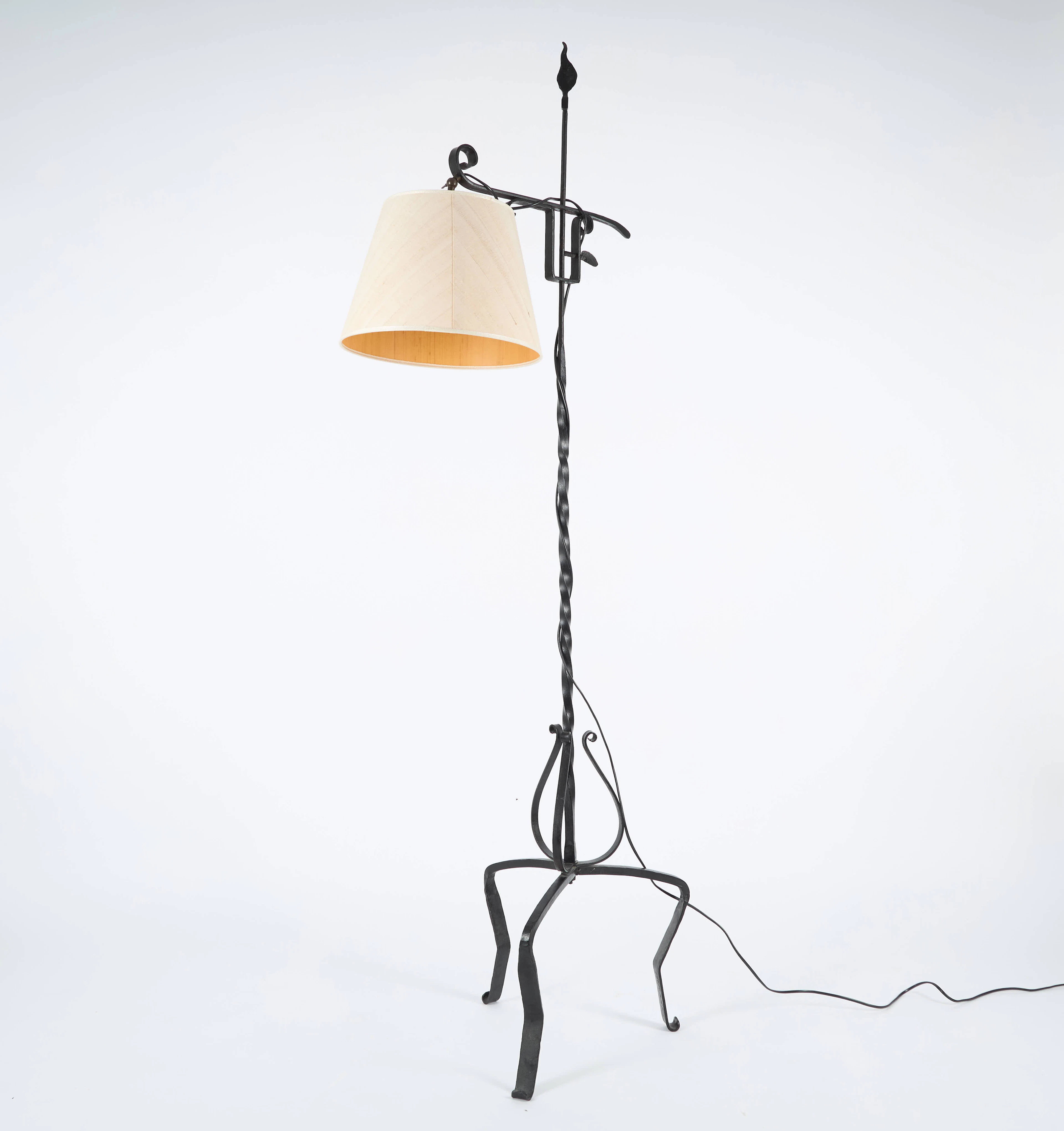 GOLVLAMPA, smidesjärn 1920/30-tal.