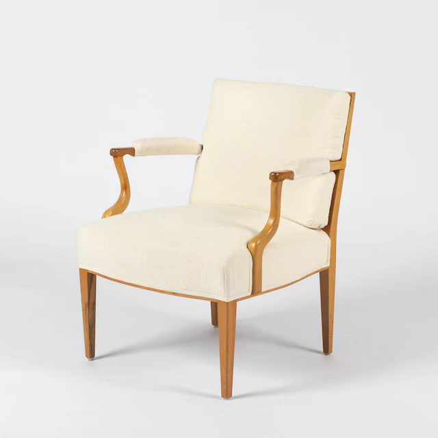 JOSEF FRANK. Karmstol, modell 969, Firma Svenskt Tenn.