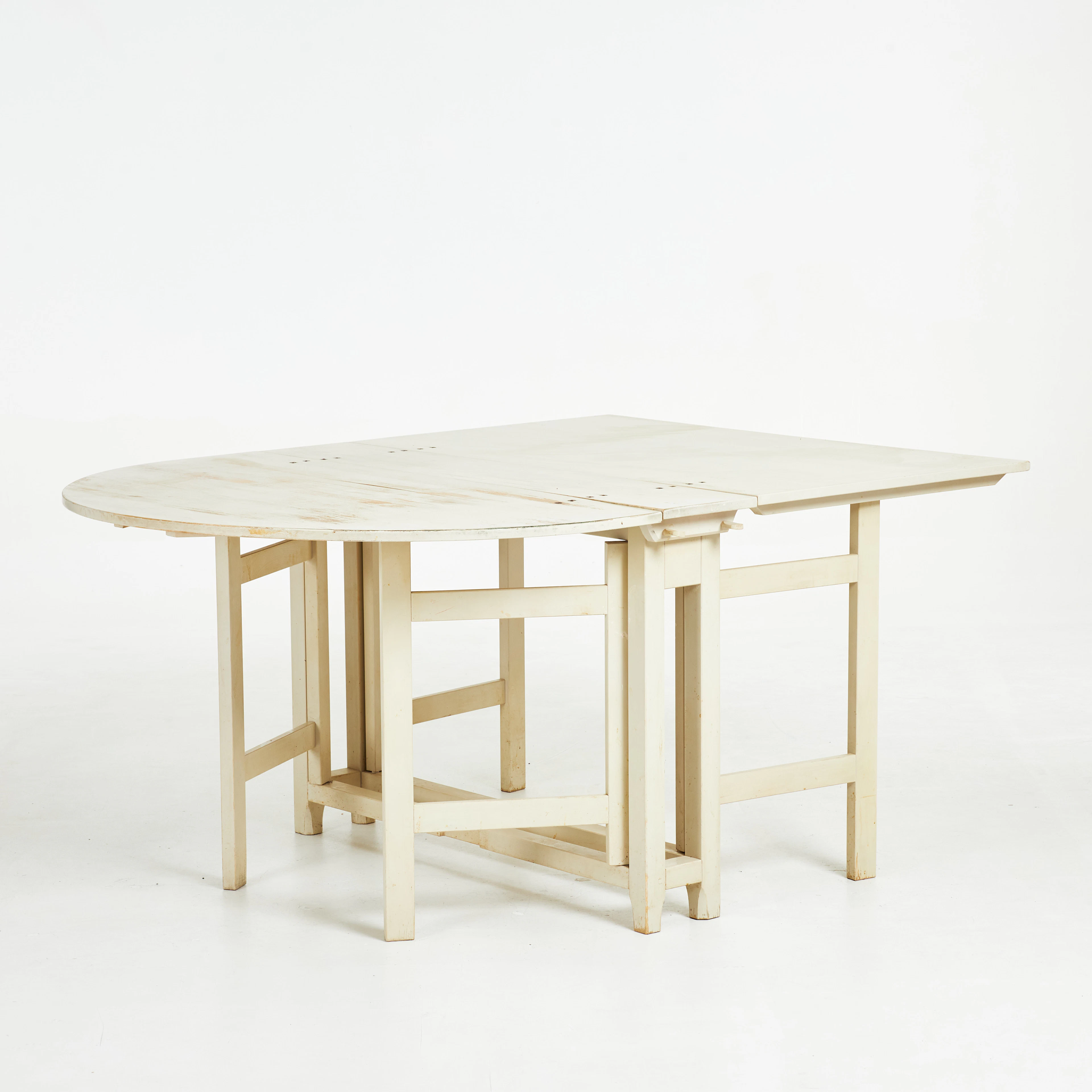 SLAGBORD. "Bergslagen", IKEA, ur 1700-talsserien, bemålat, ett slag