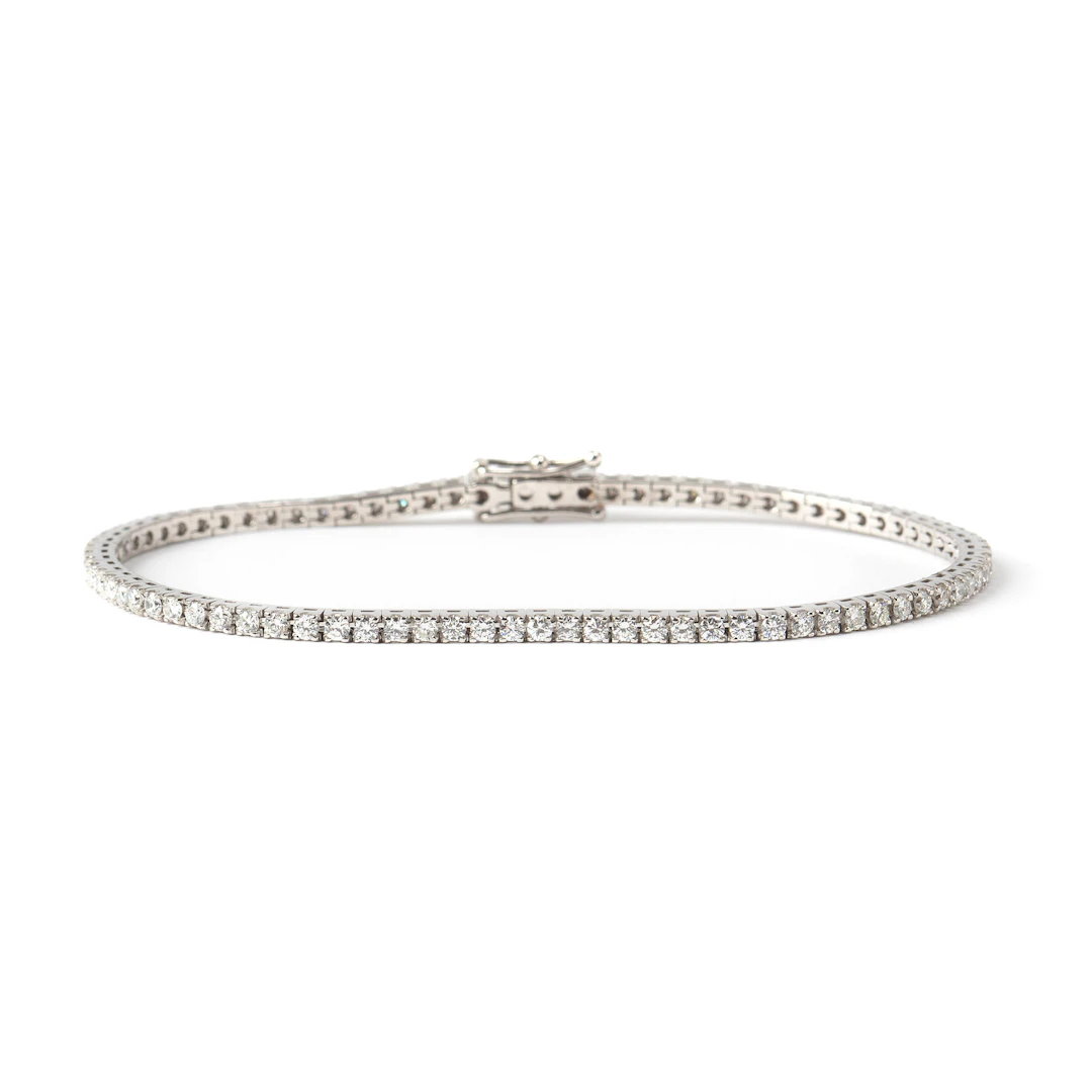 ARMBAND, sk tennisarmband, 18K vitguld med diamanter.