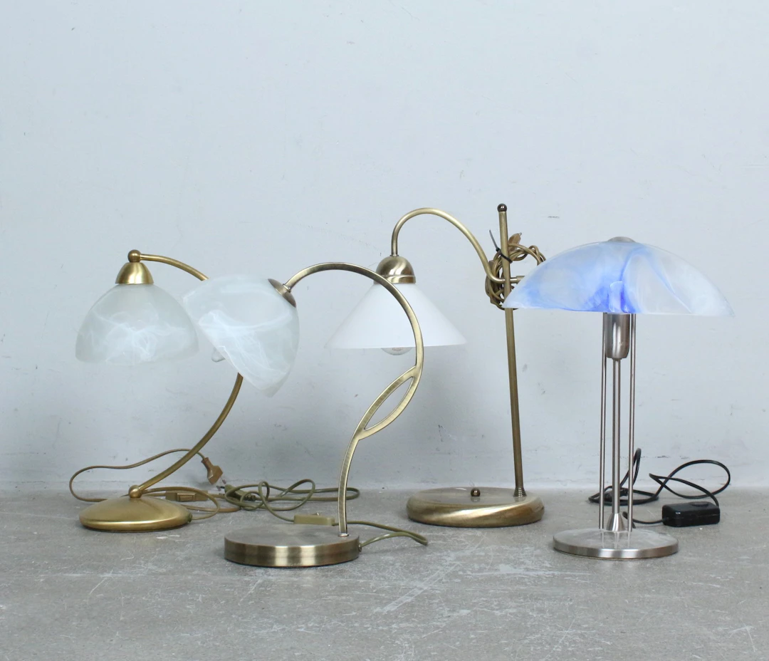 Set aus 4 Tischleuchten von HONSEL / BANKAMP.