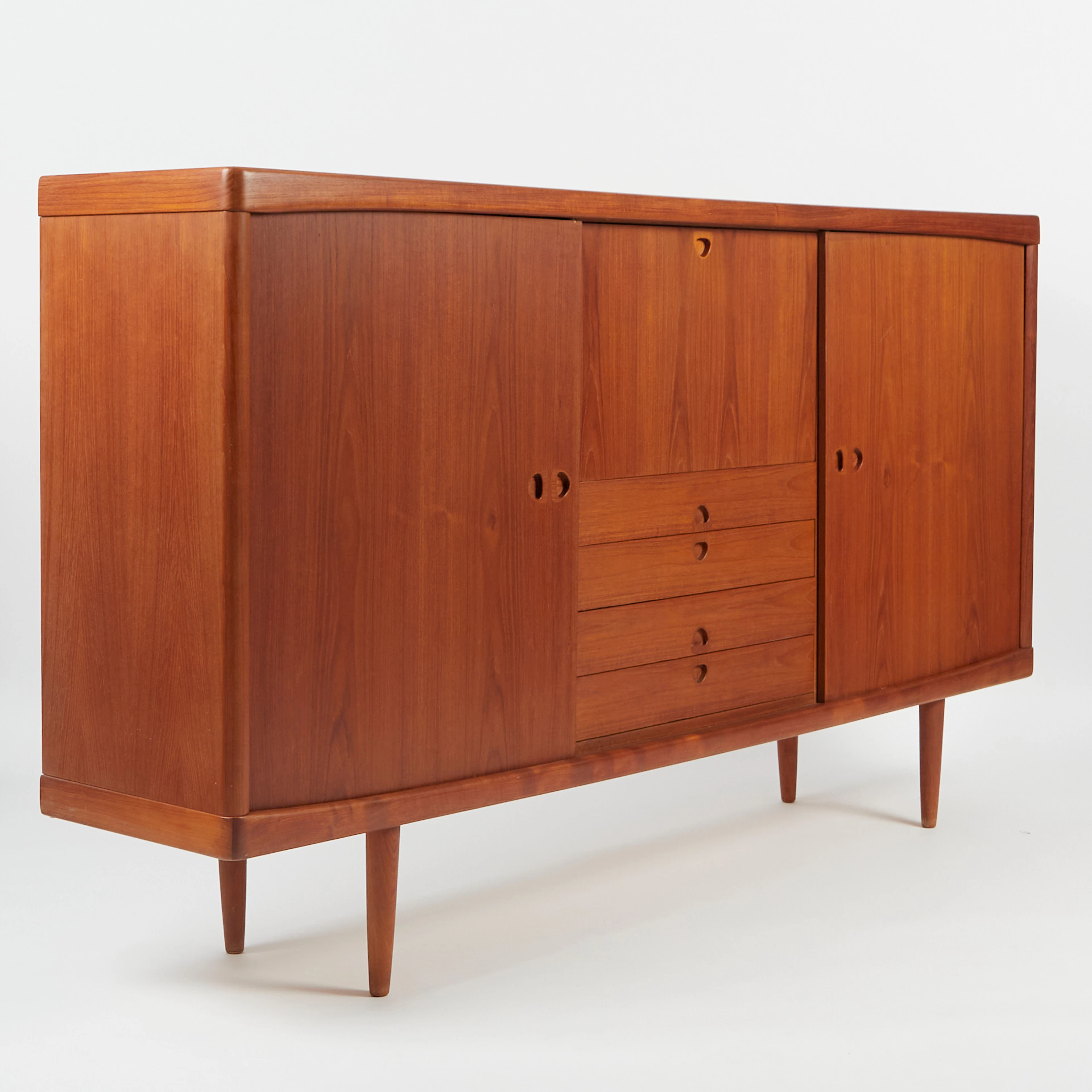 H. W. KLEIN. Bramin. Highboard / Sideboard, Teak, 1960er Jahre, Dänemark.