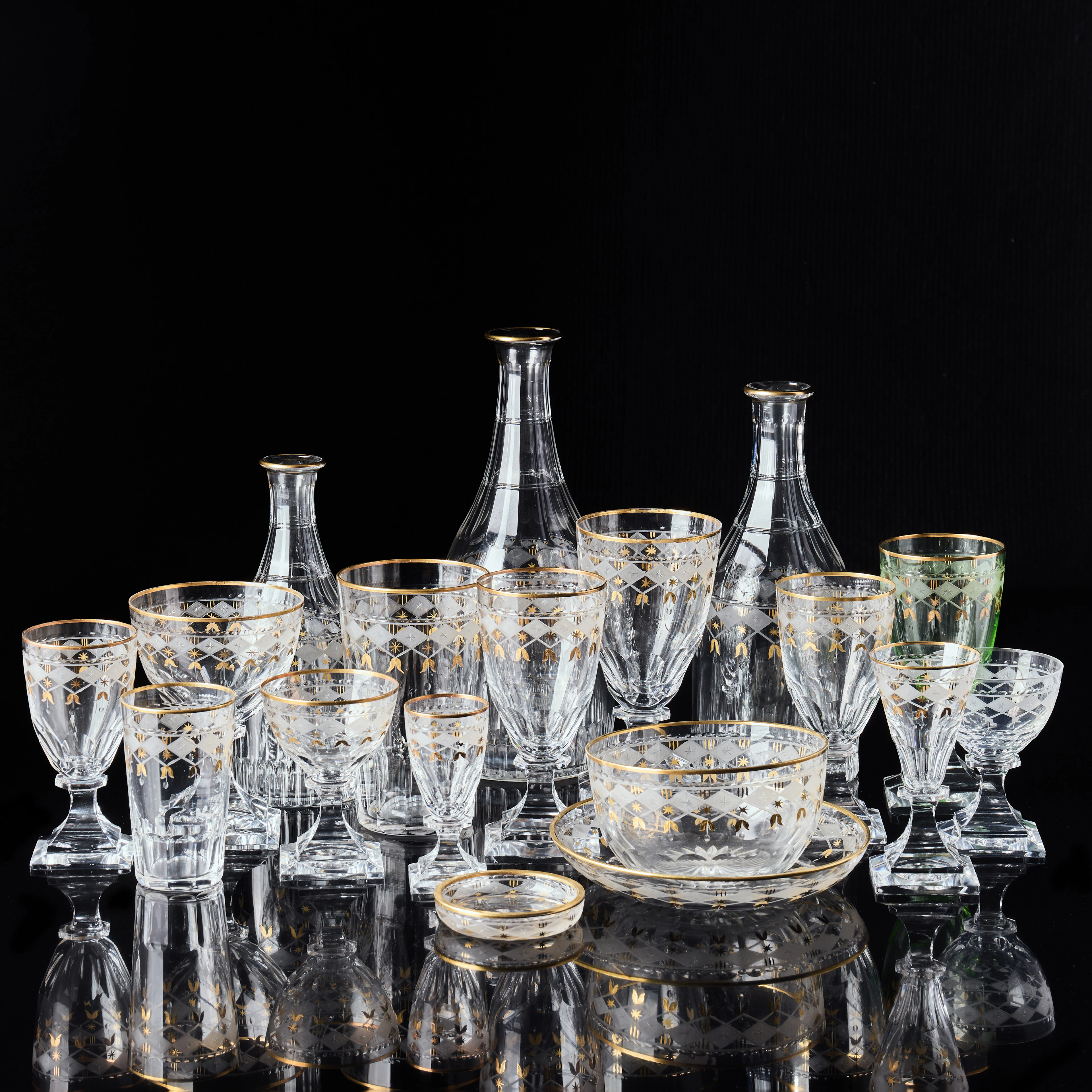 GLASSERVIS, KOSTA, ODELBERG JUNIOR, 158 delar.