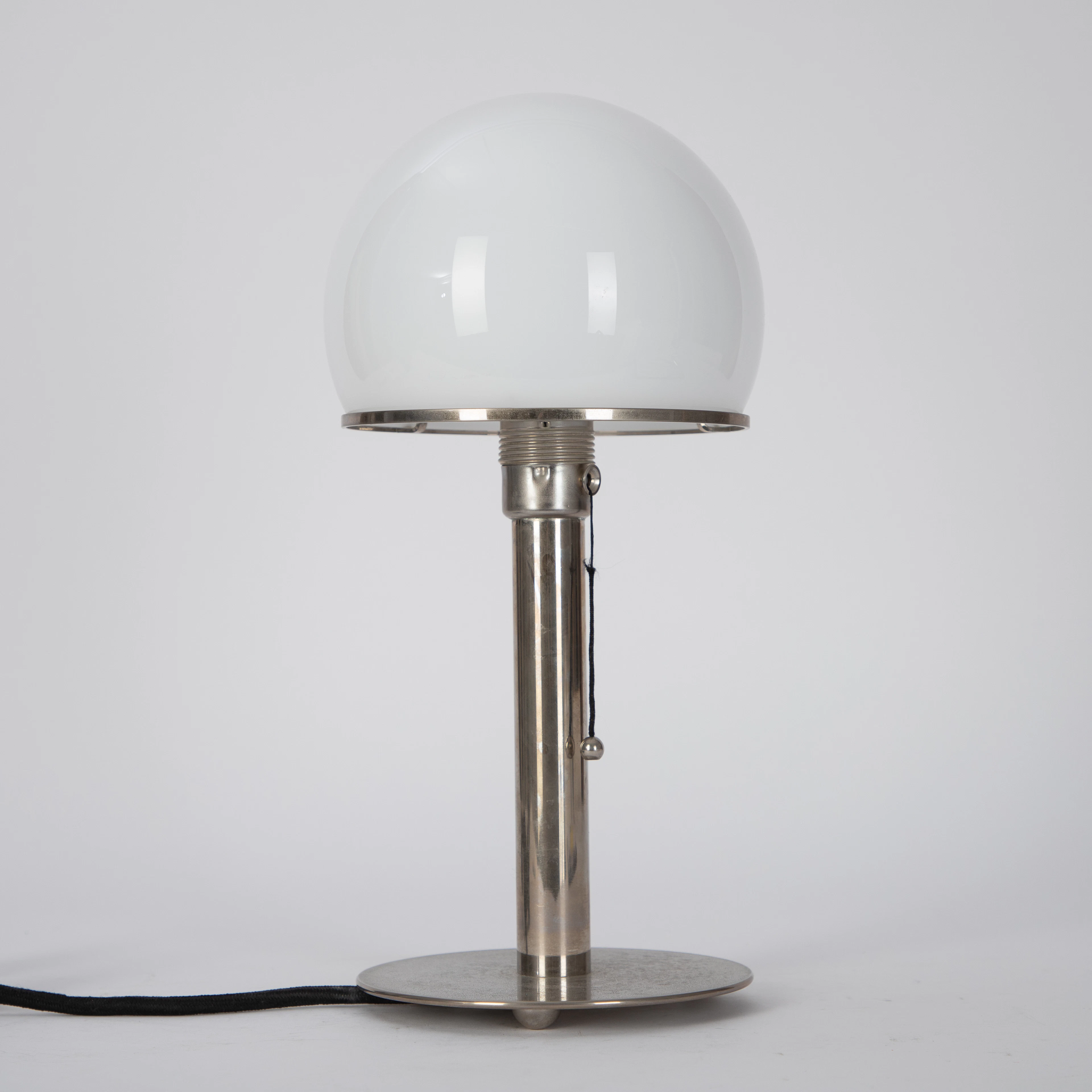Wilhelm Wagenfeld, Tecnolumen, Tischleuchte / Lampe, Modell 'WA 24'