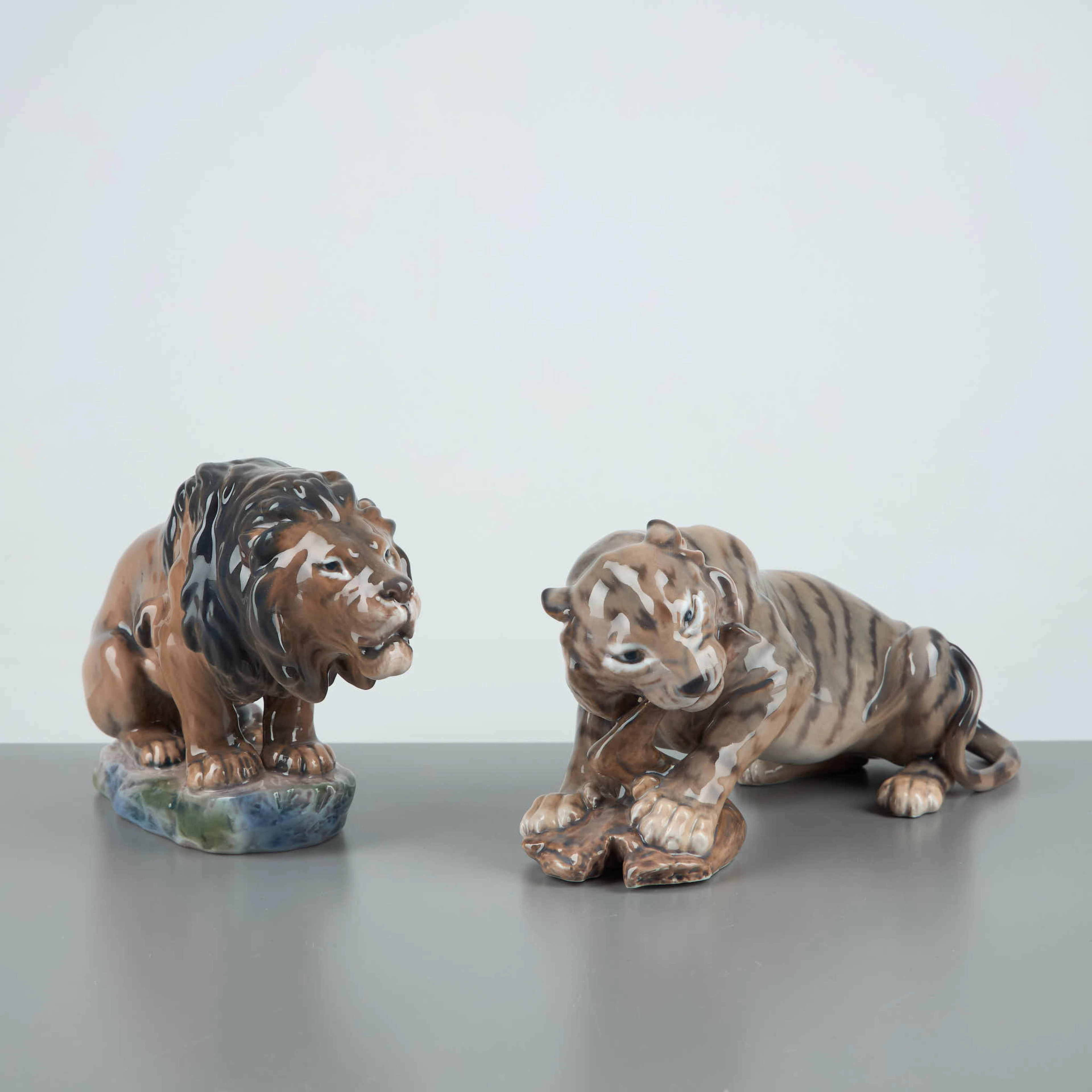 FIGURINER, 2st. Tiger och lejon, nr 1285, 1286. Dahl Jensen, Danmark.