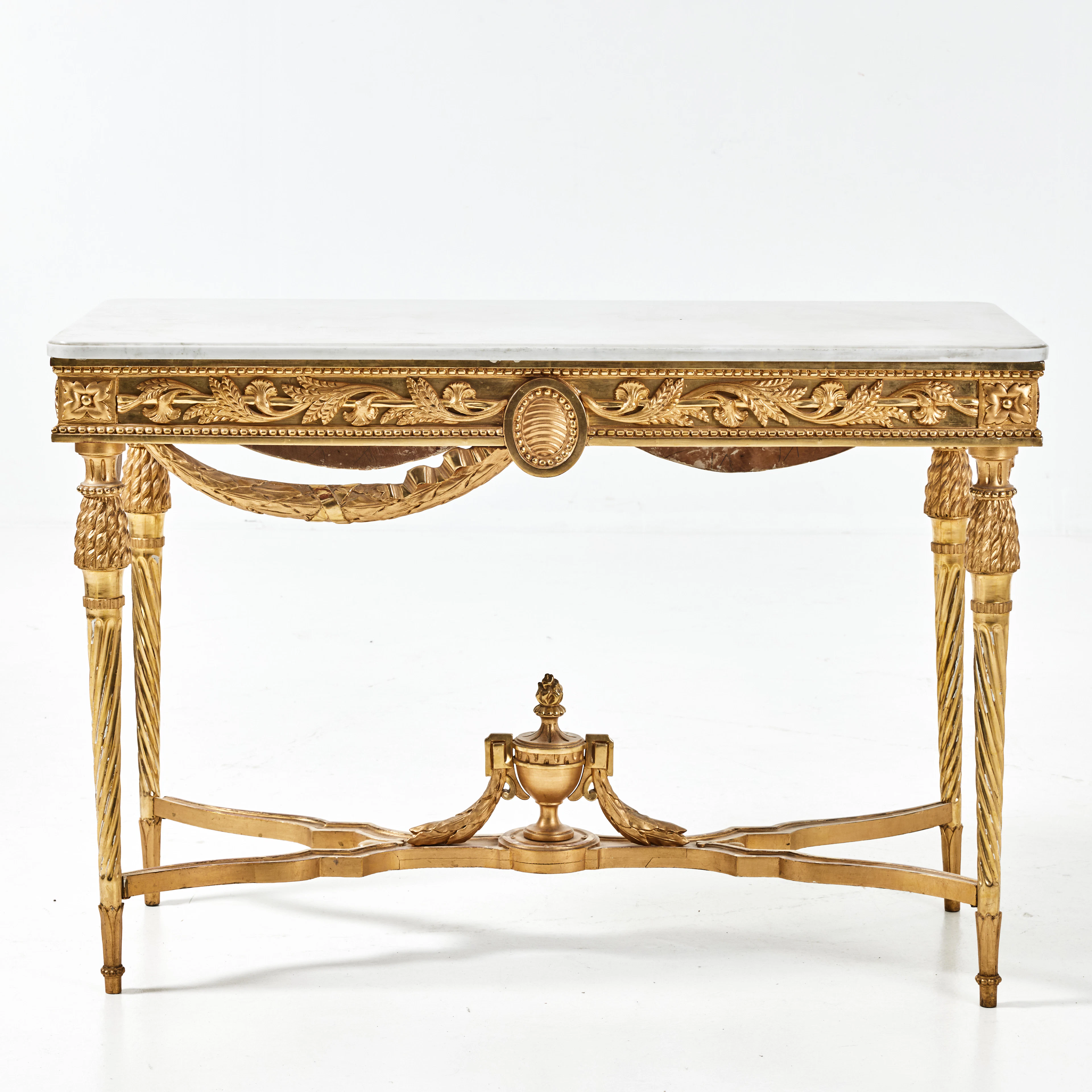 KONSOLBORD, omkring 1900, gustaviansk stil, rikt skuren dekor, förgylld