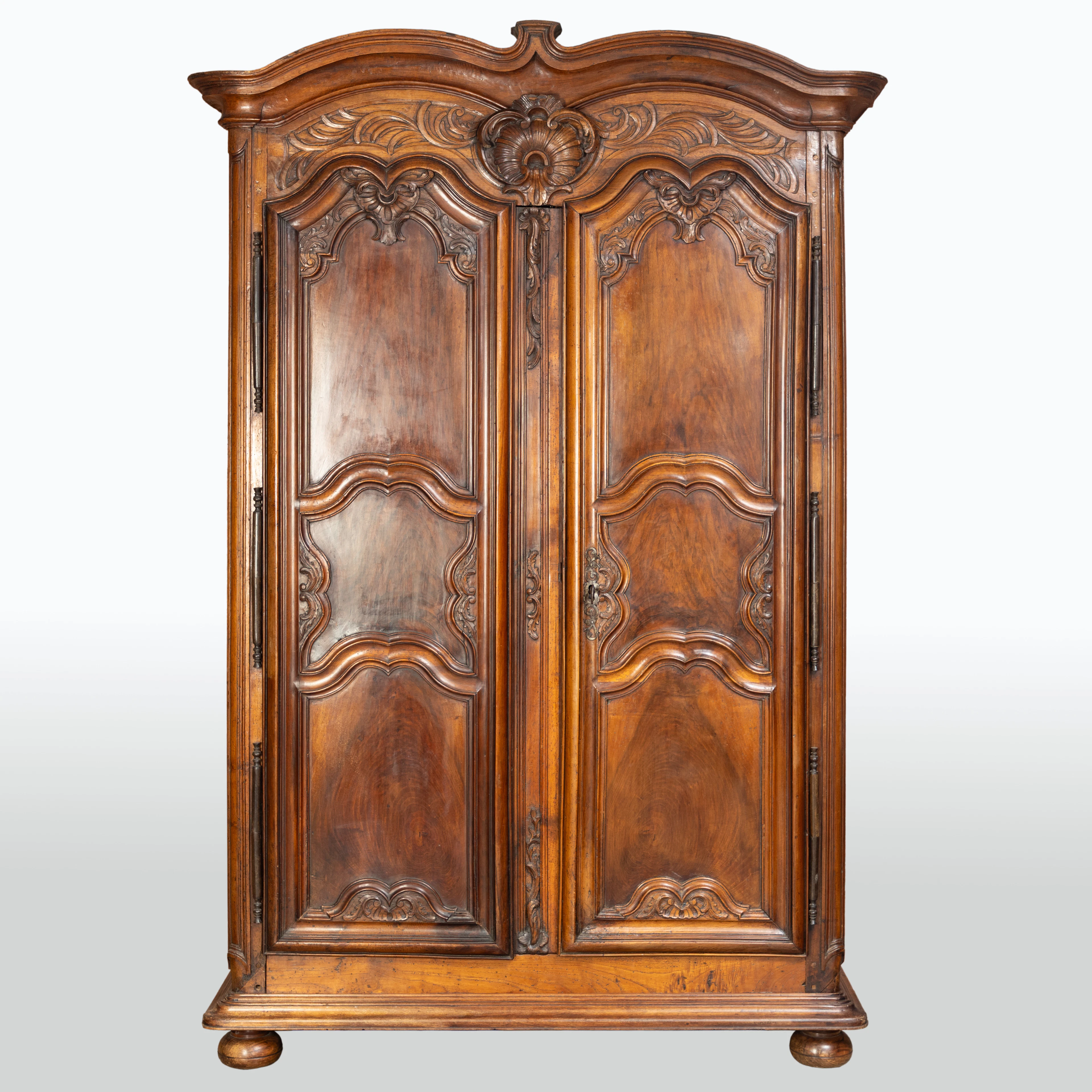 Rokoko Kleiderschrank-Schrank, Lyon, 18. Jh.