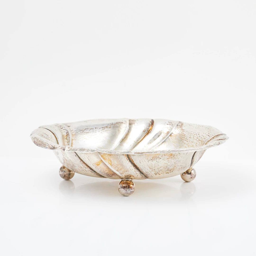 FAT, på klotfötter, silver, Karl Andersson, Stockholm 1924.
