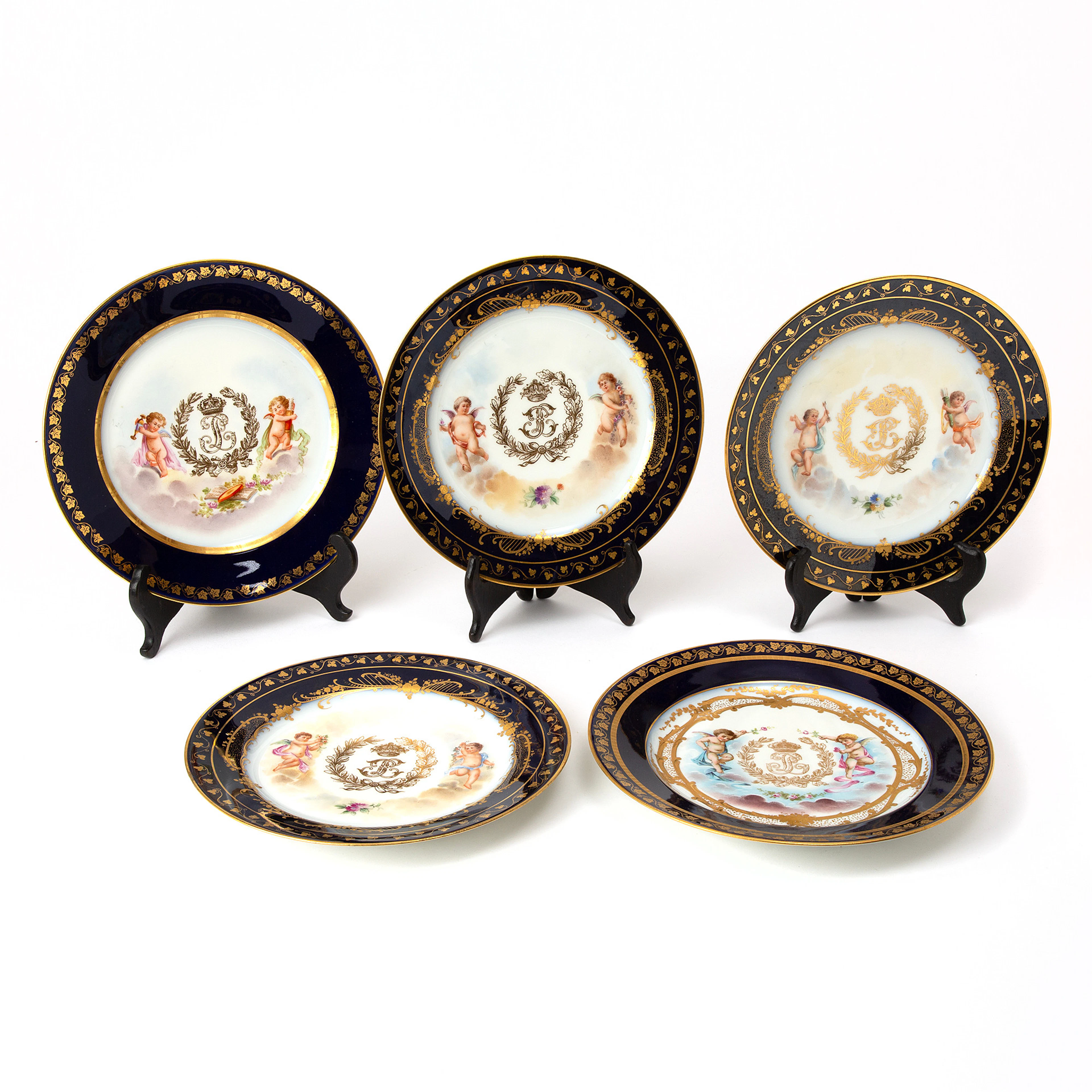 TALLRIKAR, 5 st, porslin, Sèvres, Louis Philippe, märkt med kungligt