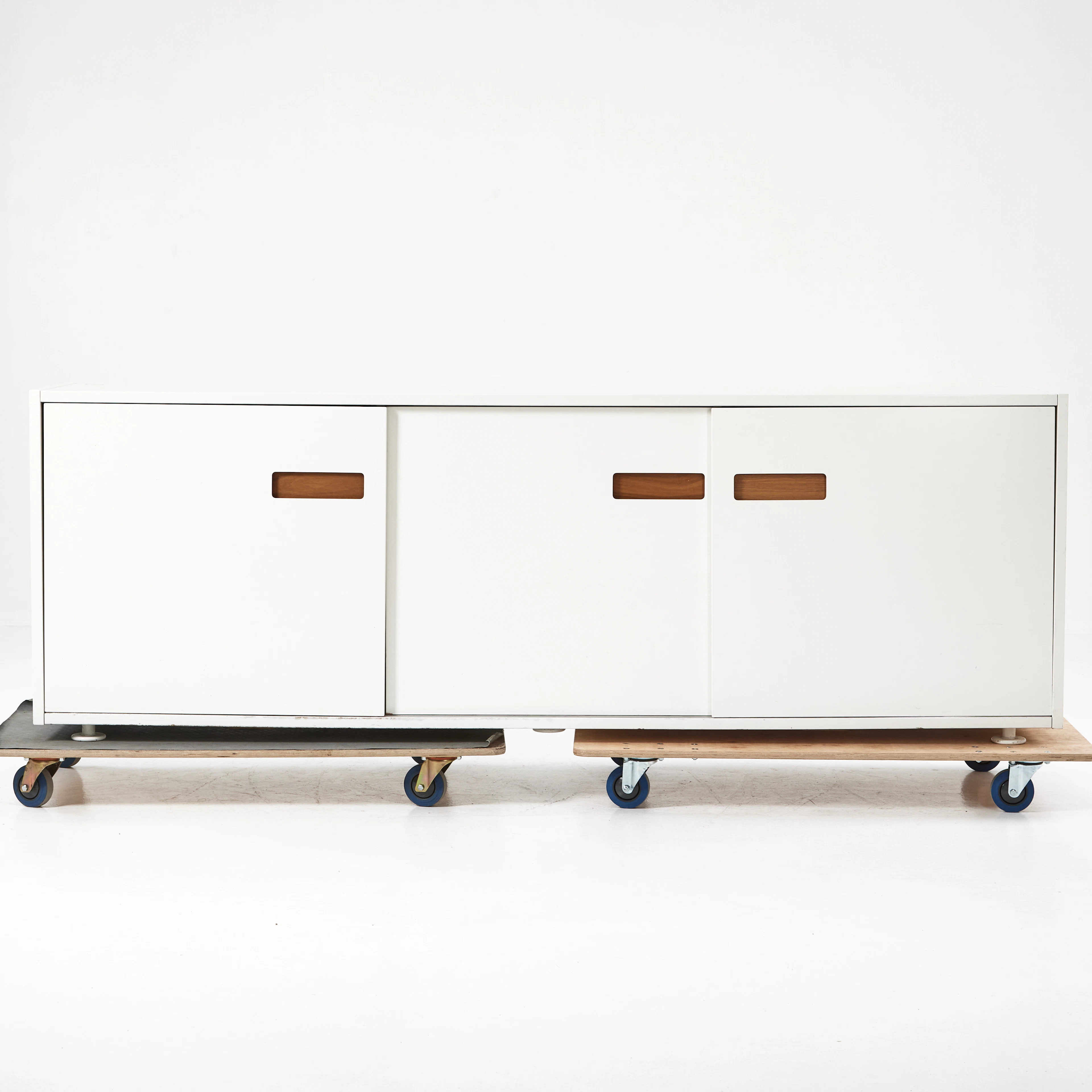 PER SÖDERBERG. "Funk", sideboard, Asplund, 2010-tal, vitlackerad