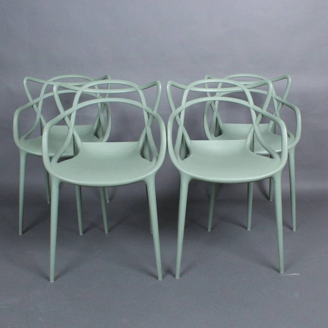 PHILIPPE STARCK&EUGENI QUITLLET. für Kartell, vier Stapelstühle, Modell