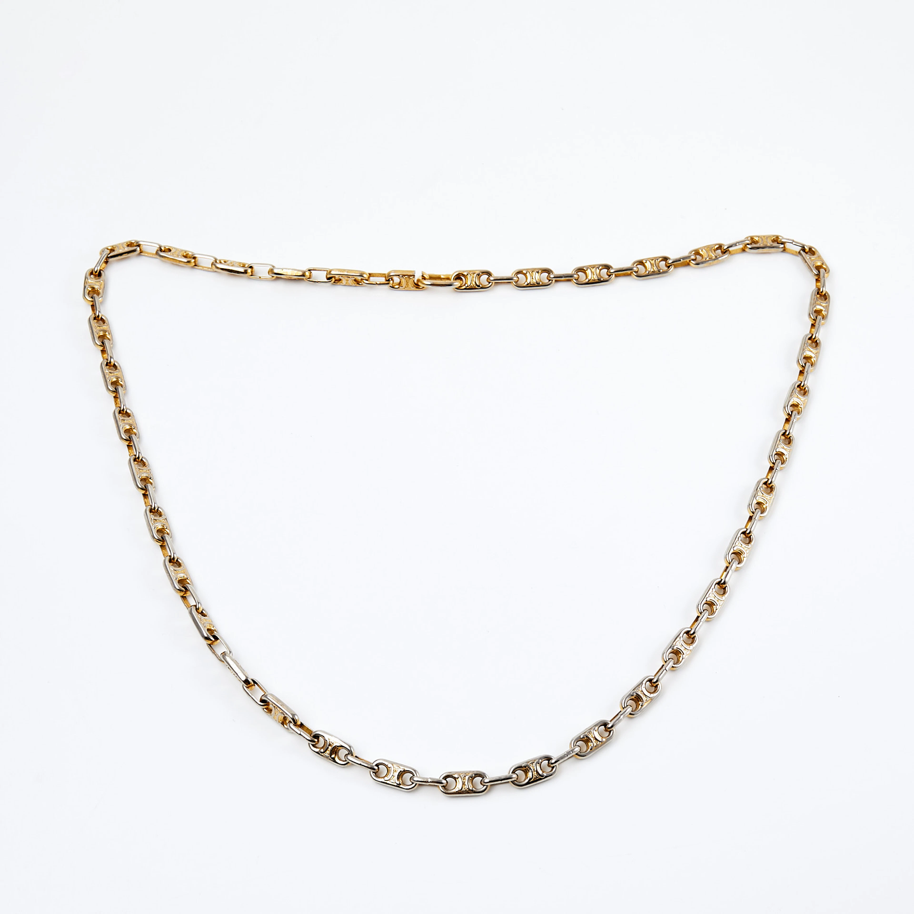 CÉLINE, halsband, förgylld metall, ovala länkdelar med logga.