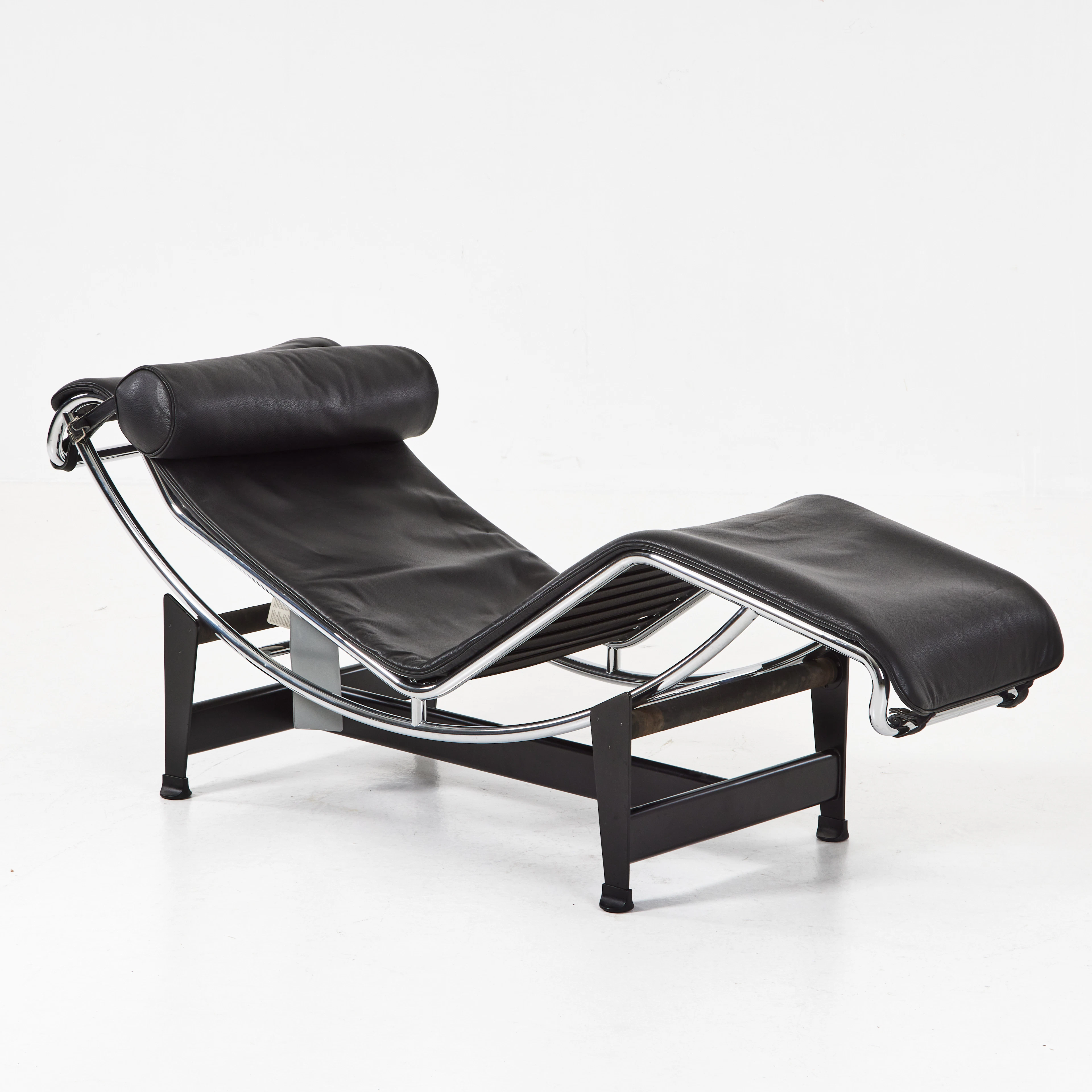 LE CORBUSIER. Vilstol, "LC4", Cassina, Italien, formgiven 1928.