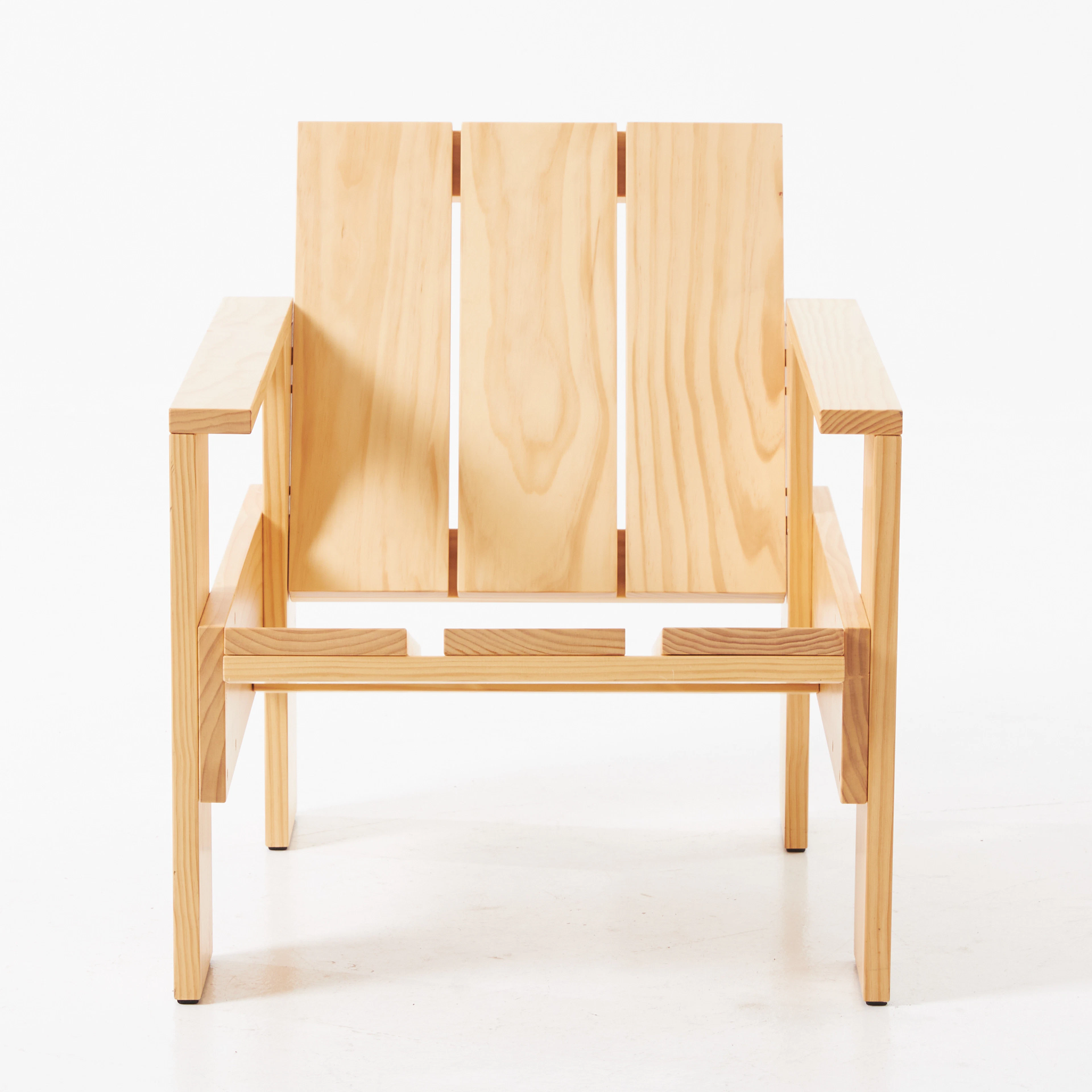 GERRIT RIETVELD. "Crate Lounge Chair", fåtölj, Hay, Danmark, furu