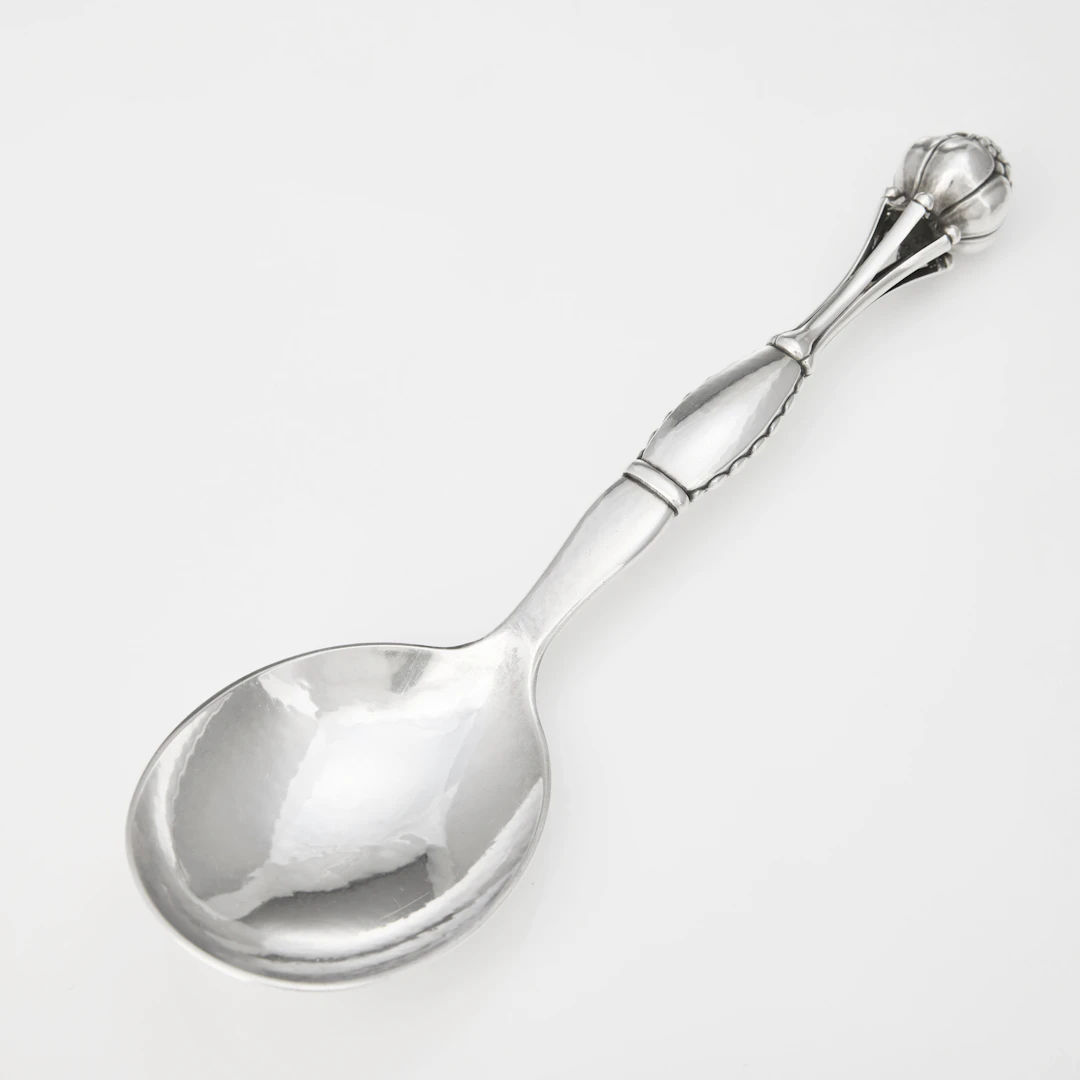 GEORG JENSEN. Sked / Bärsked, sterlingsilver, Danmark 1915-1927. Design nr 38.