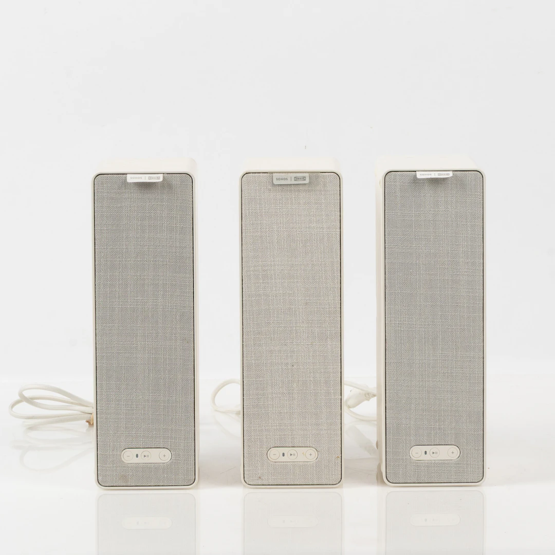 HÖGTALARE. 3 stycken, Ikea, "Synfonisk", Sonos.