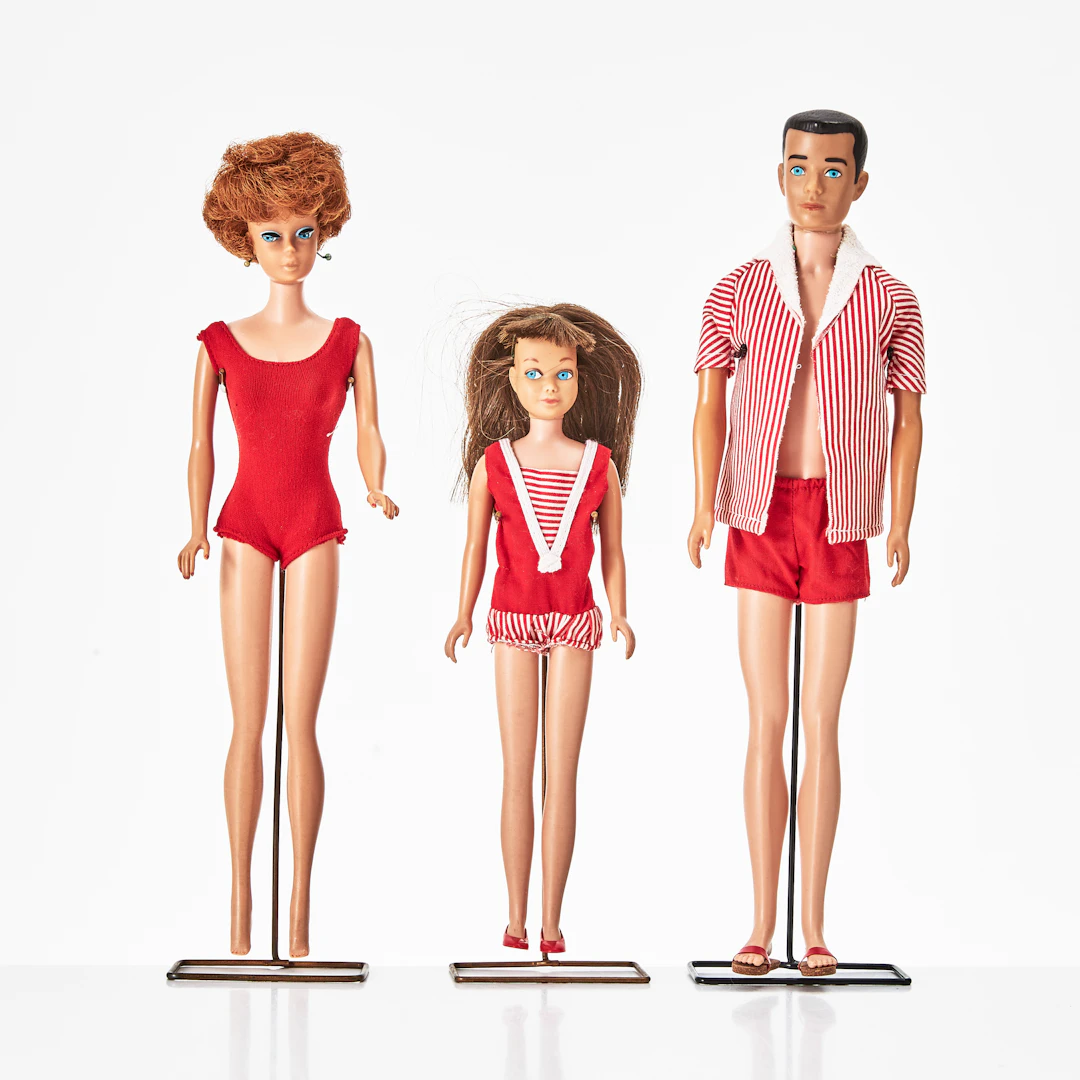 BARBIE, #850 SL Redhead Bubble Cut, KEN, #750 SL Brown Molded Hair
