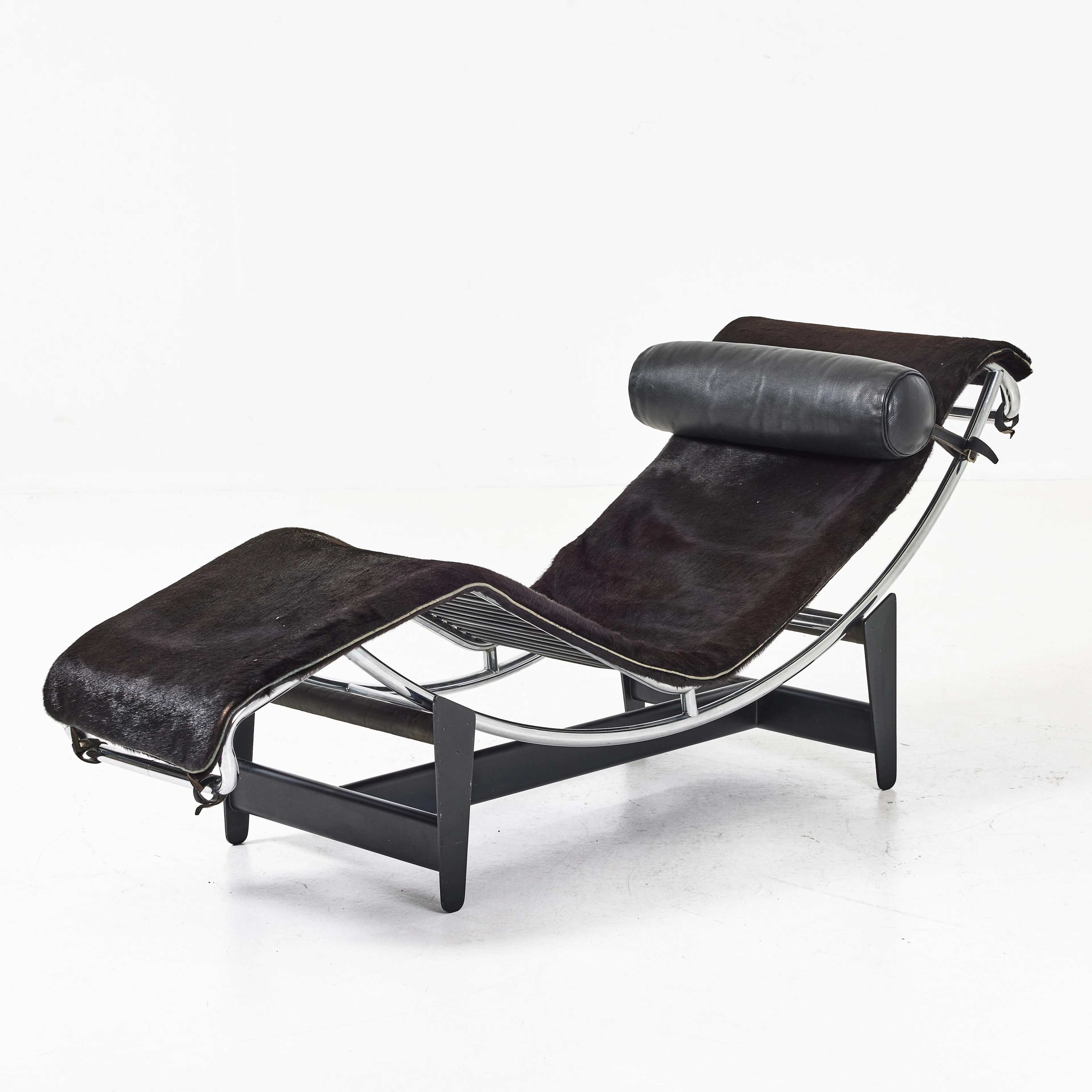 LE CORBUSIER, PIERRE JEANNERET och CHARLOTTE PERRIAND. Vilstol LC4