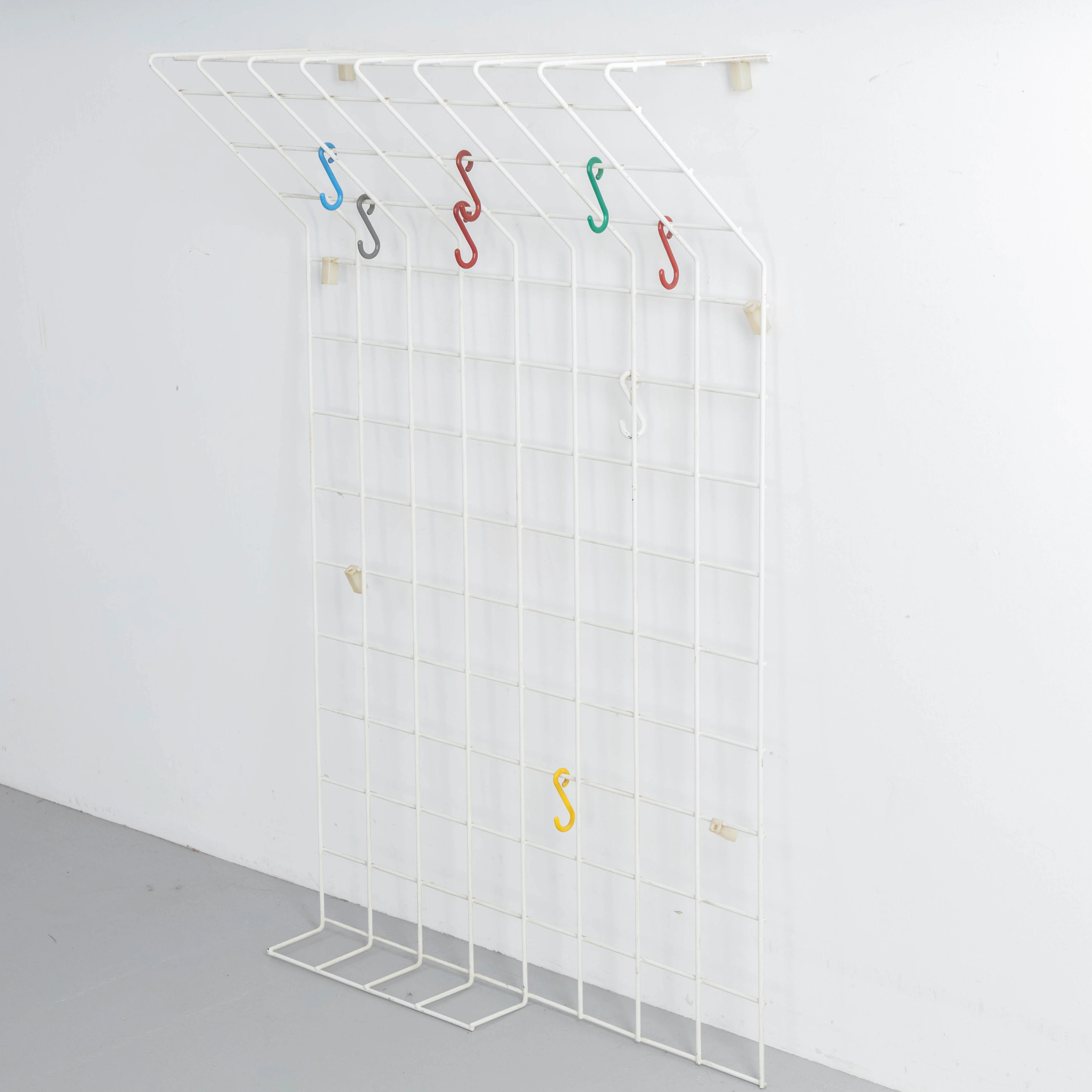 KARL FICHTEL. Drahtwerke Erlau. Gitter Wandgarderobe, Deutschland