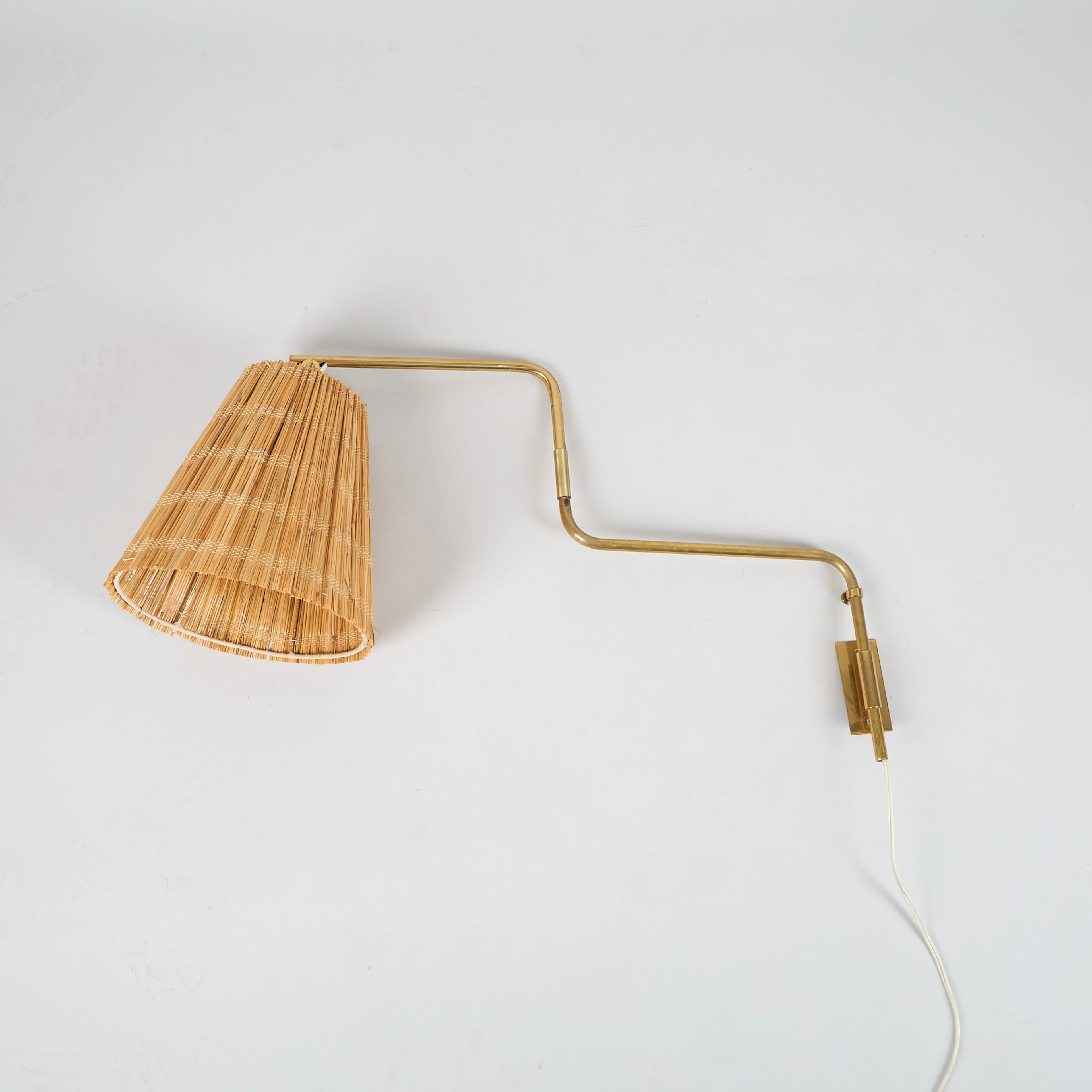 PAAVO TYNELL. Vägglampa, modell 9414, Taito, 1900-talets mitt.