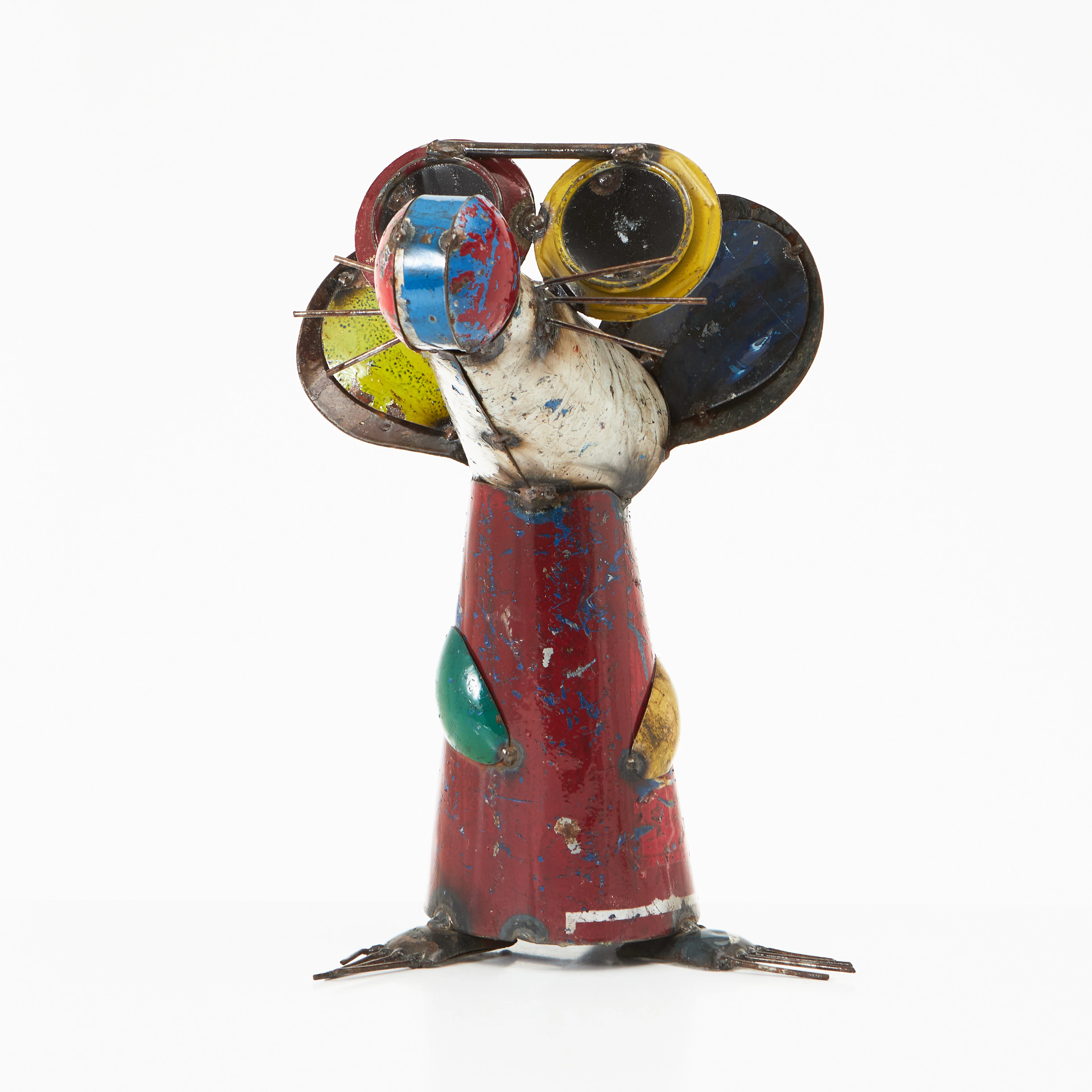 AARON JACKSON. skulptur, "Think outside", bemålad plåt, ee-i-ee-i-o
