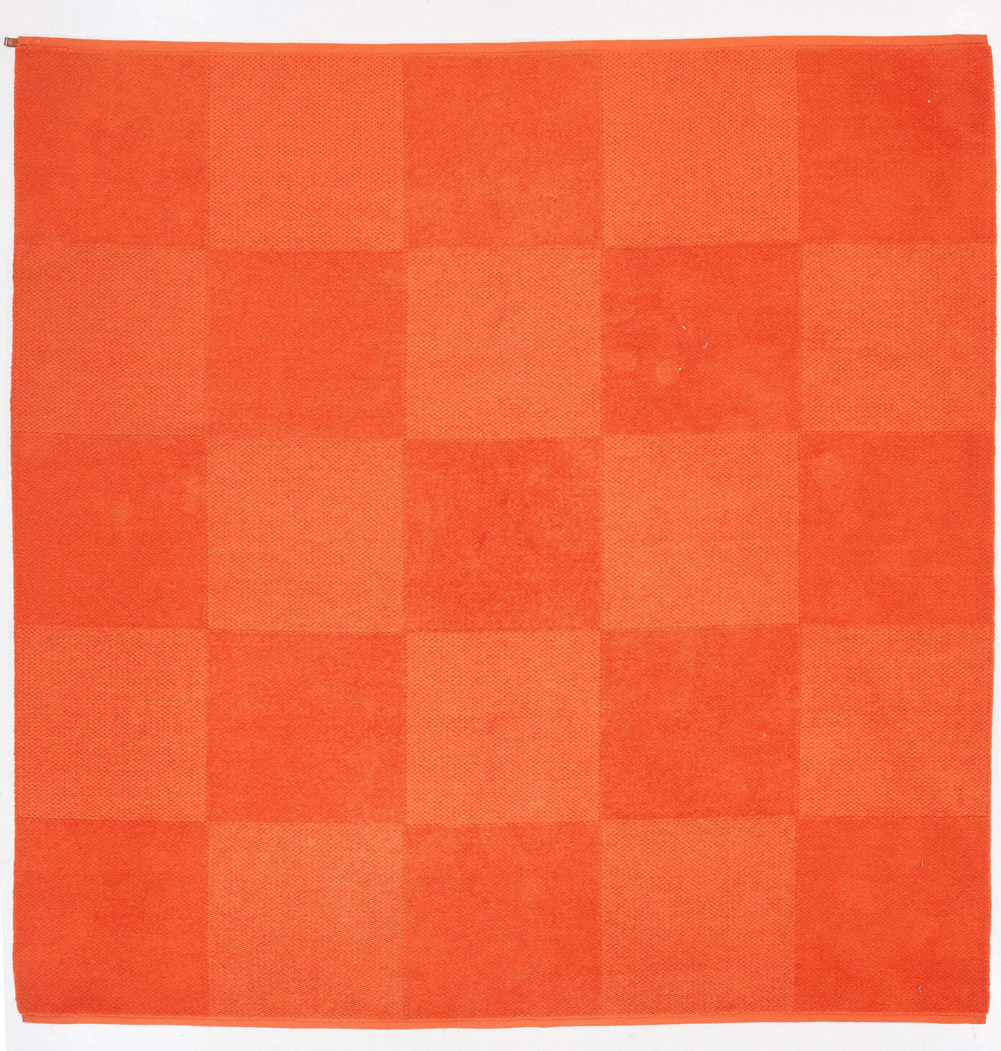 MATTA, Kasthall, 2000-tal, ca 252x252 cm.