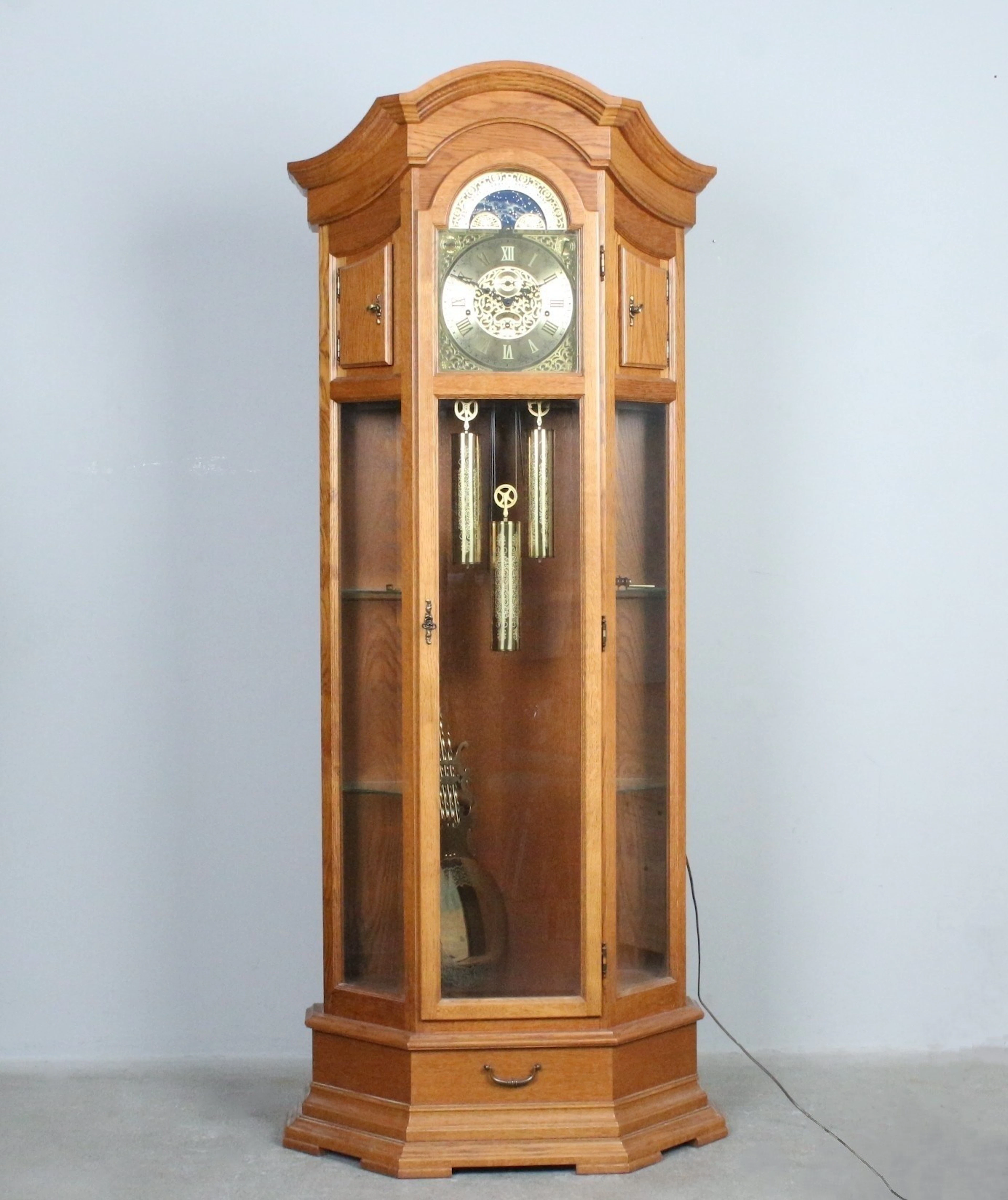 Standuhr.
