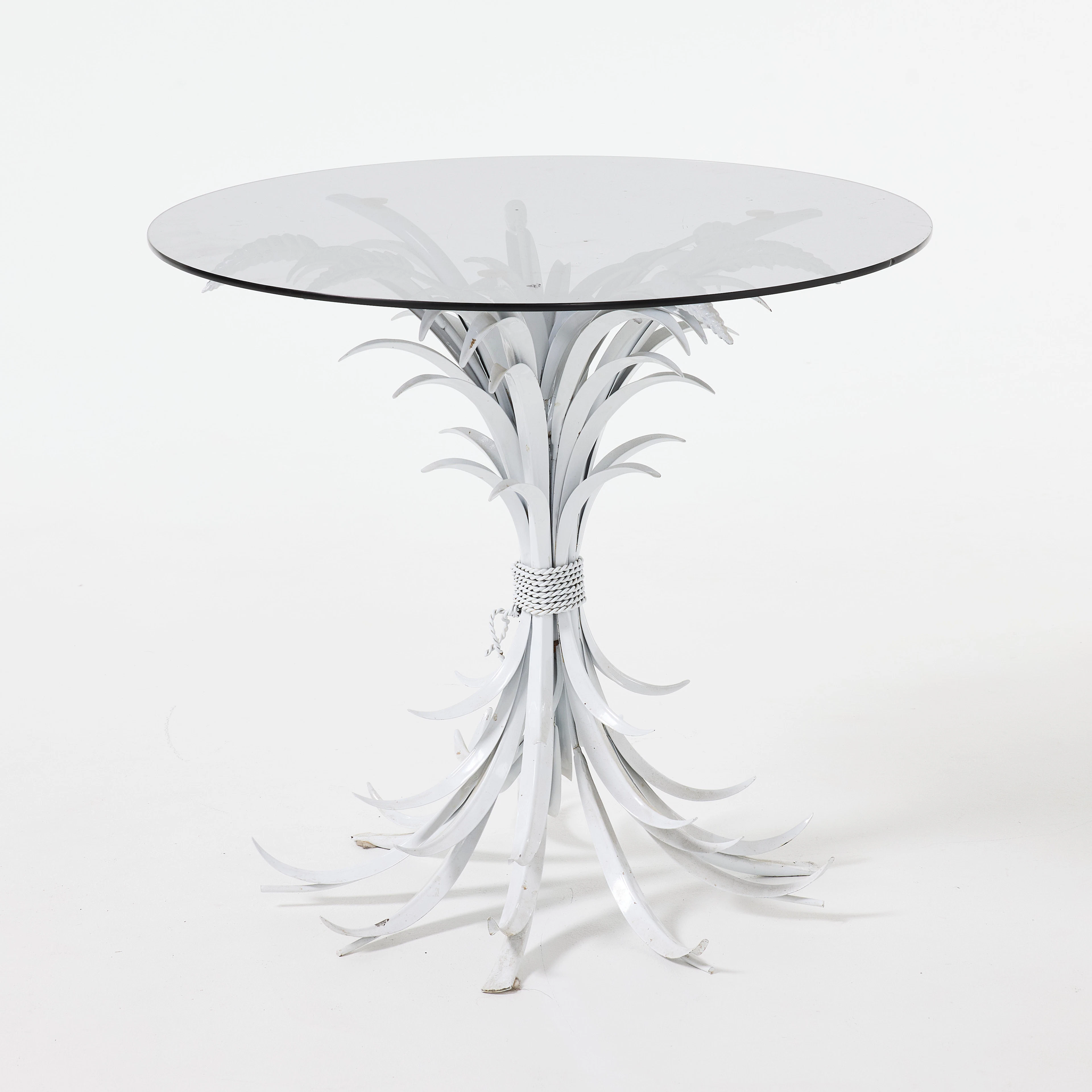 HANS KÖGL. "Coco Chanel", sidobord, 1960/70-tal, Hollywood Regency