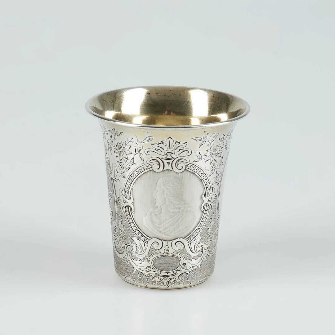 BÄGARE, 84 silver, sent 1800-tal.