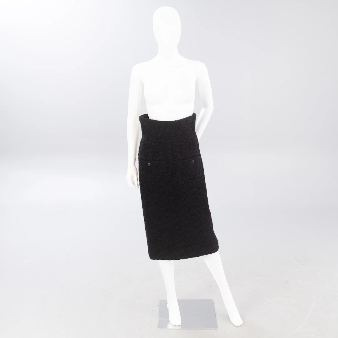 CHANEL. Bouclé High-Waist Bleistiftrock.
