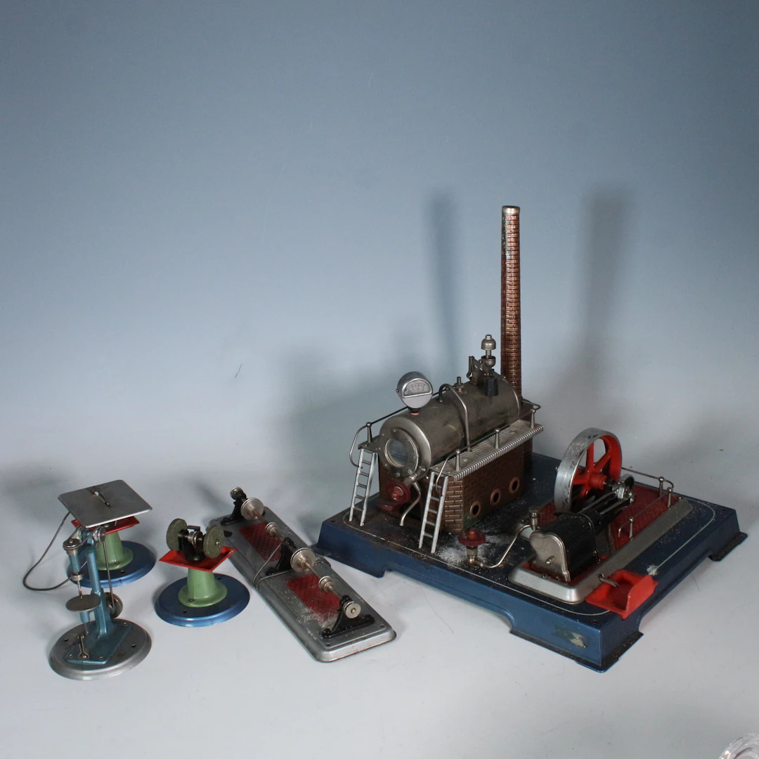 WILESCO. Dampfmaschine mit Zubehör der 1960/1970er.