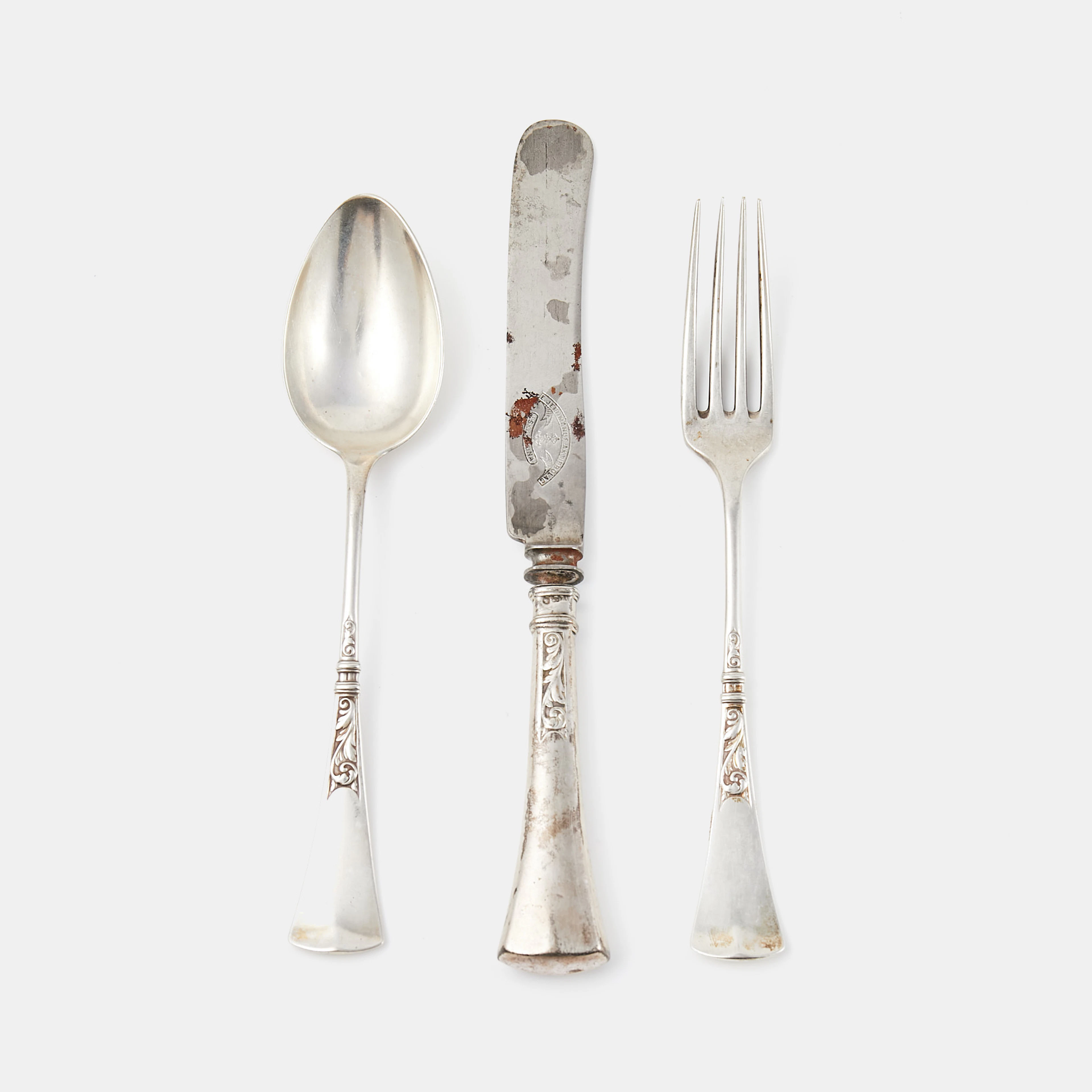 RESEBESTICK, 3 dlr, silver, med bladdekor, C.G. Hallberg, Stockholm