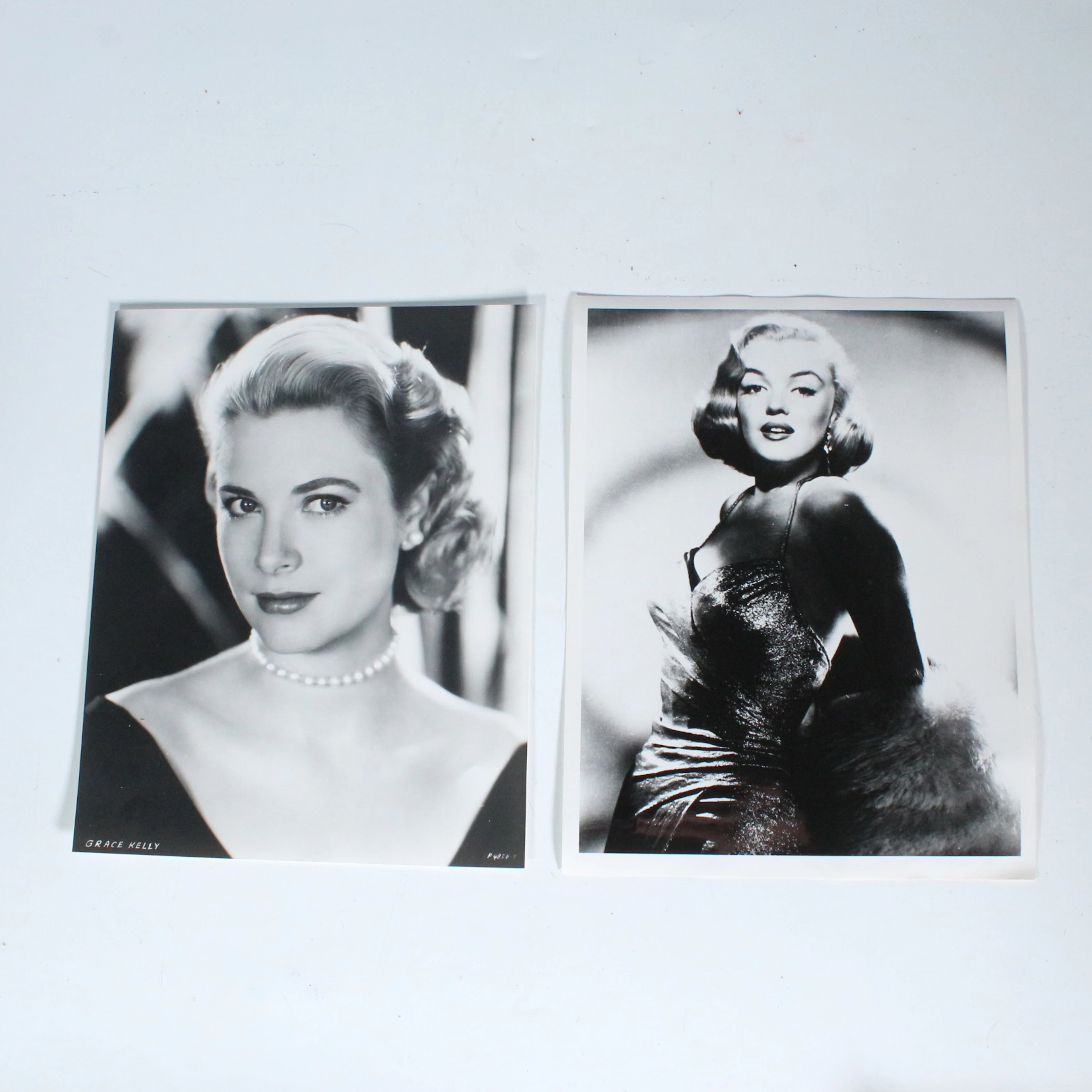 UNBEKANNTER KÜNSTLER. Zwei Fotografien , '' Grace Kelly und Marilyn Monroe.