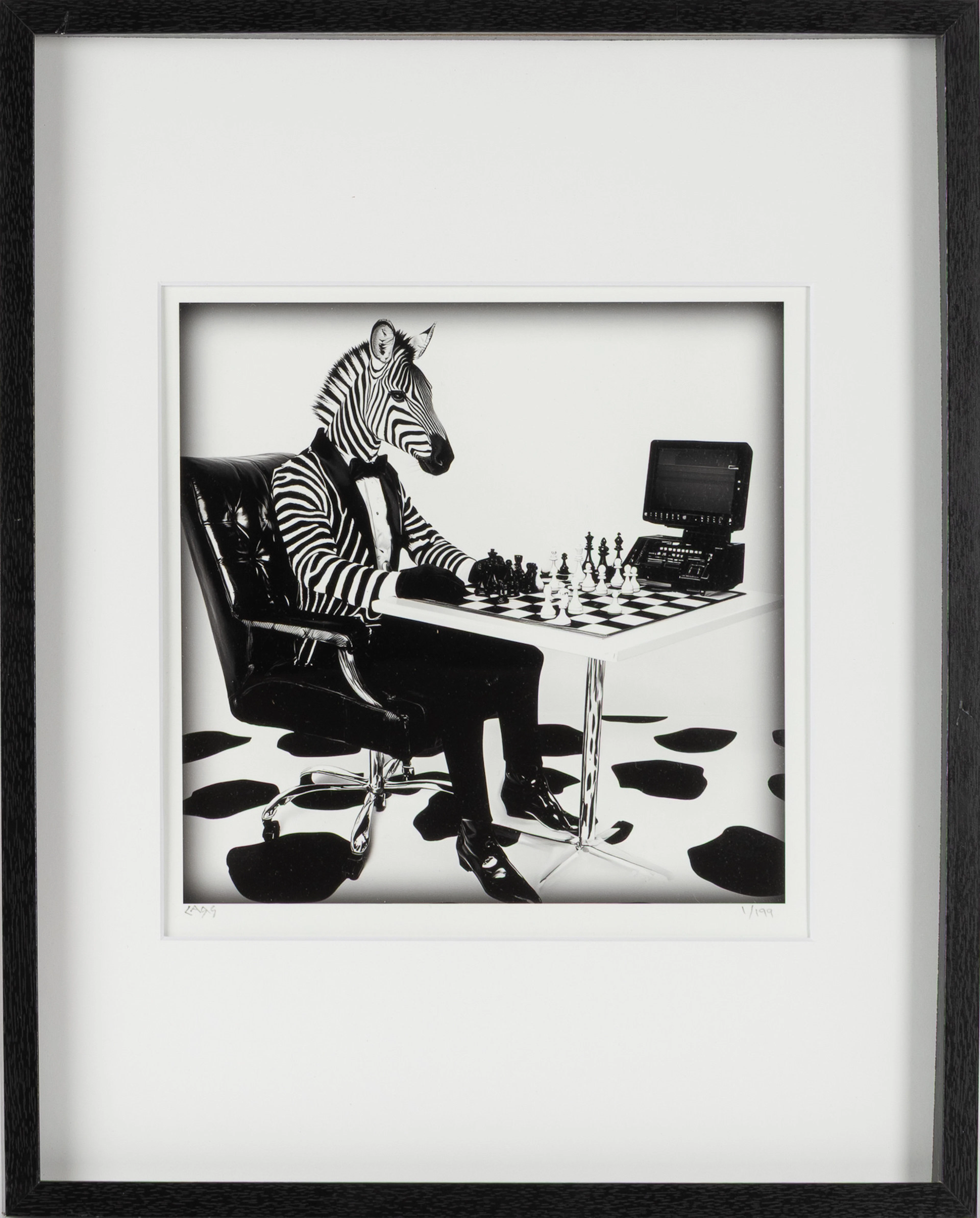 LARS TUNEBO. Giclée, zebra, signerad och numrerad 1/199.