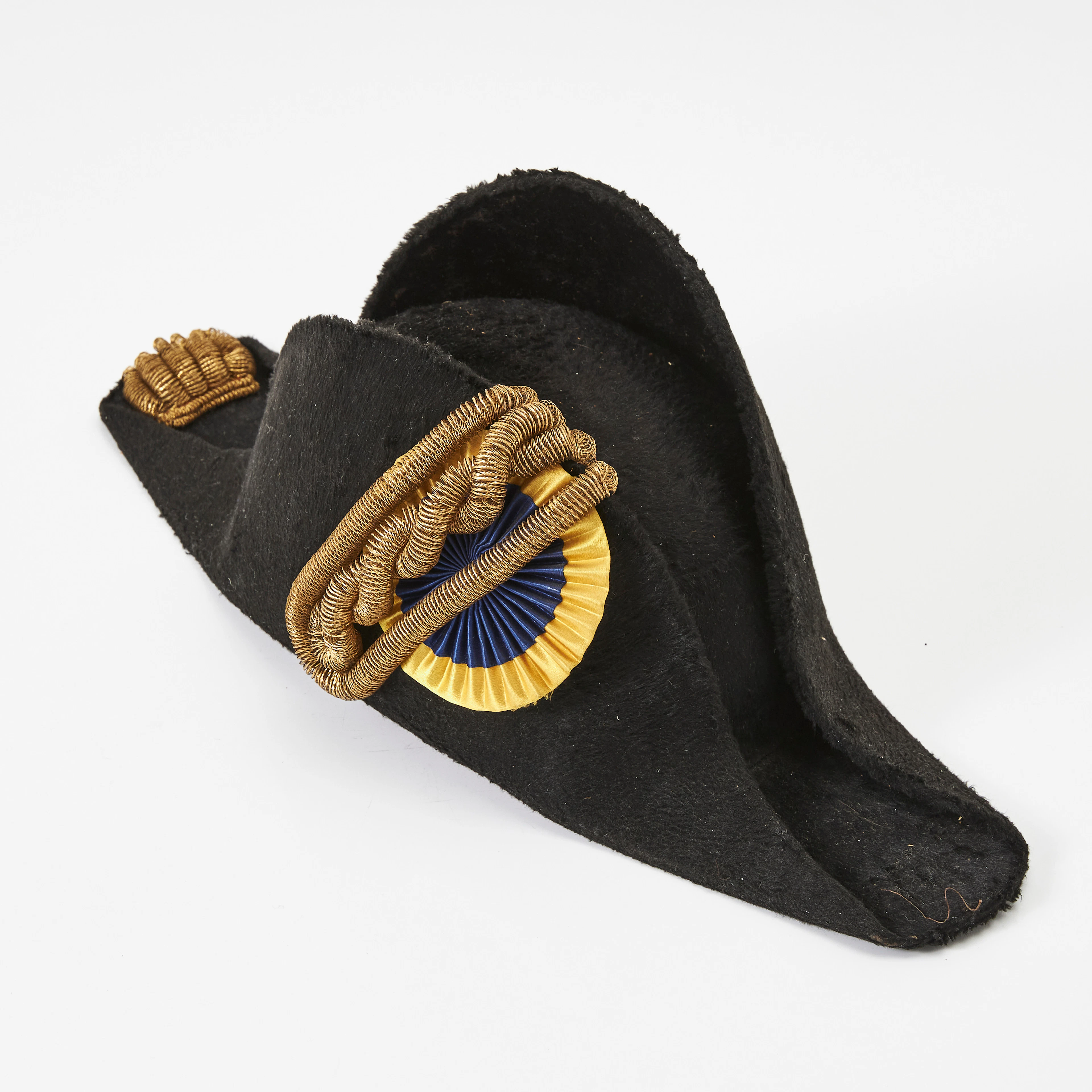BICORNE, svensk, för ämbetsman, tillverkad hos Georg Nilsson, Stockholm.