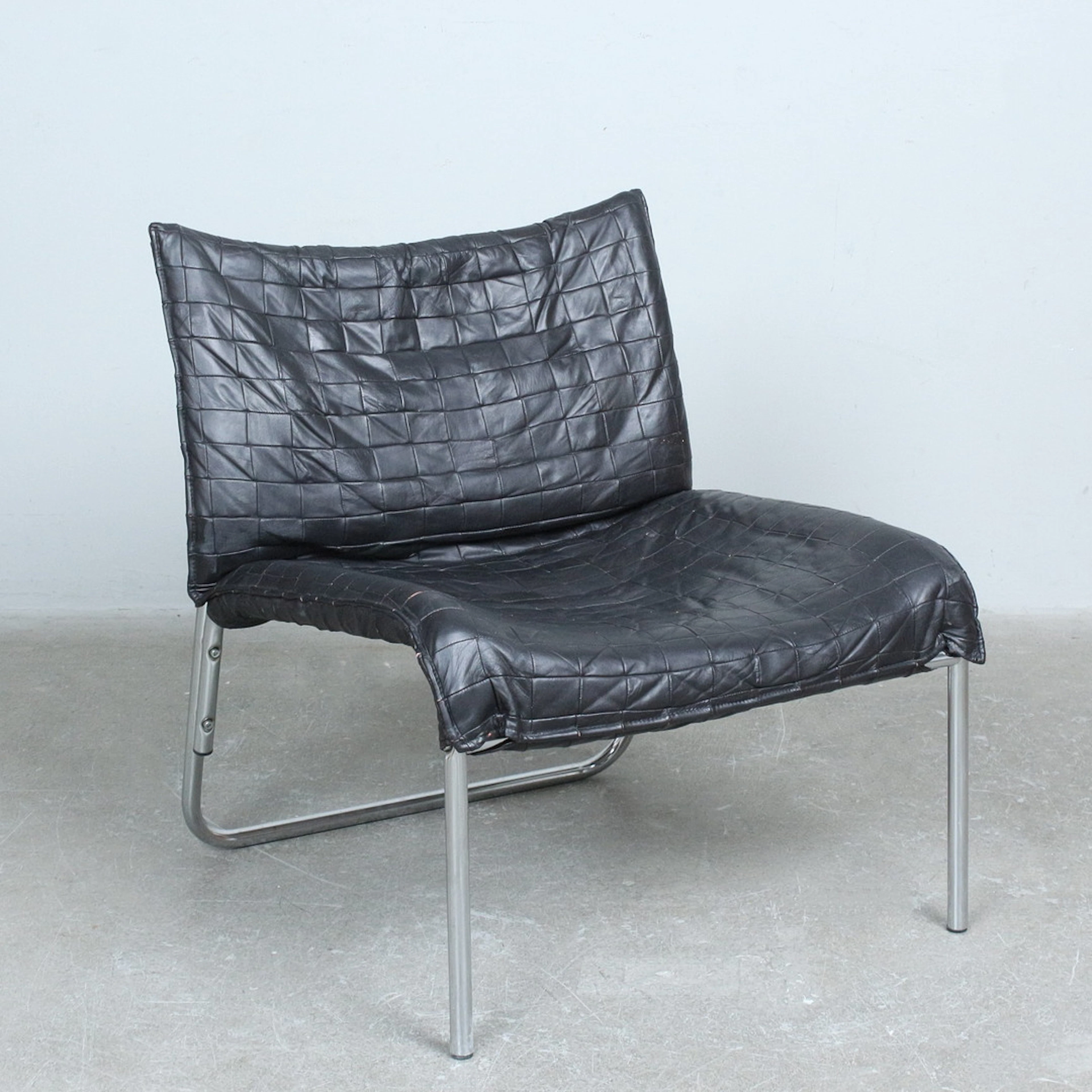 GILLIS LUNDGREN. für Ikea, Sessel mit schwarzem Patchwork-Leder der 1970er.