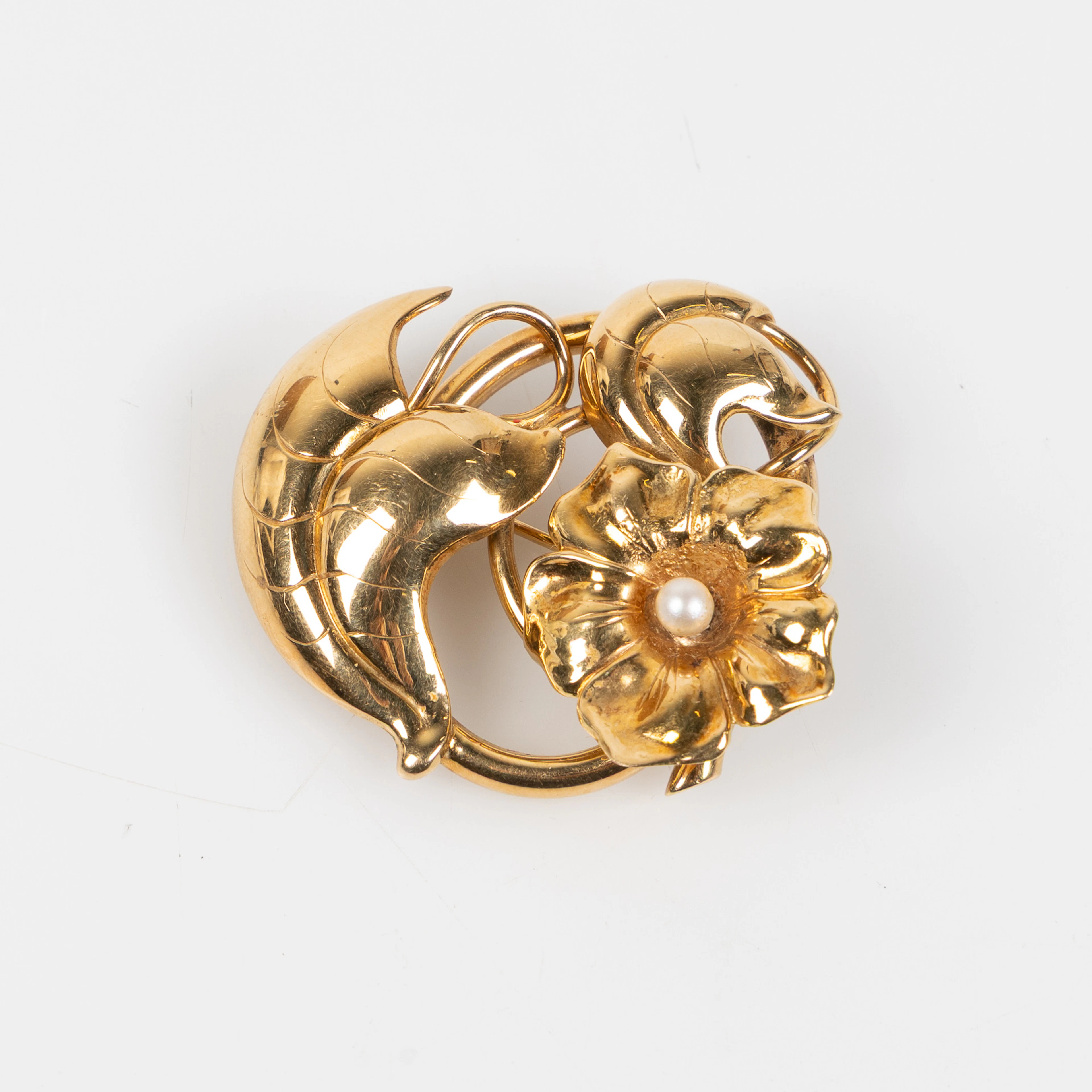 BROSCH. 18K guld med pärla, ABJ, Stockholm 1947.