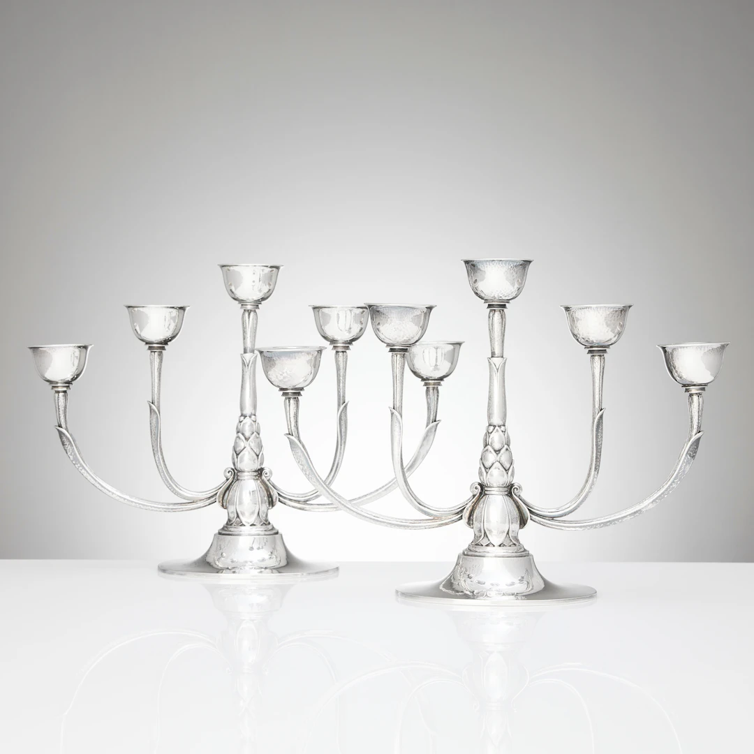HARALD NIELSEN. Kandelabrar för fem ljus, ett par, sterlingsilver