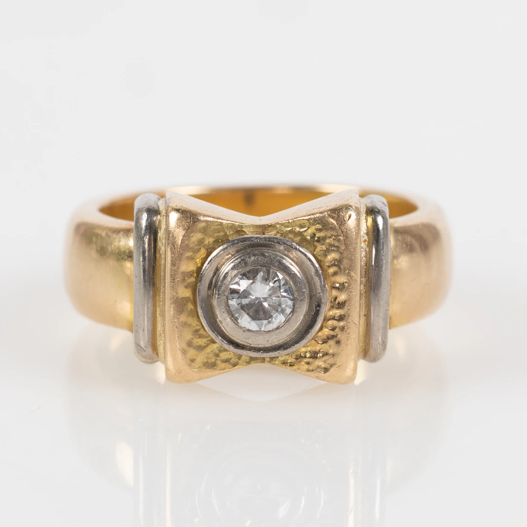 HÅKAN ORRLING. Ring, 18K guld, diamant. Art Metall, Helsingborg 1998.