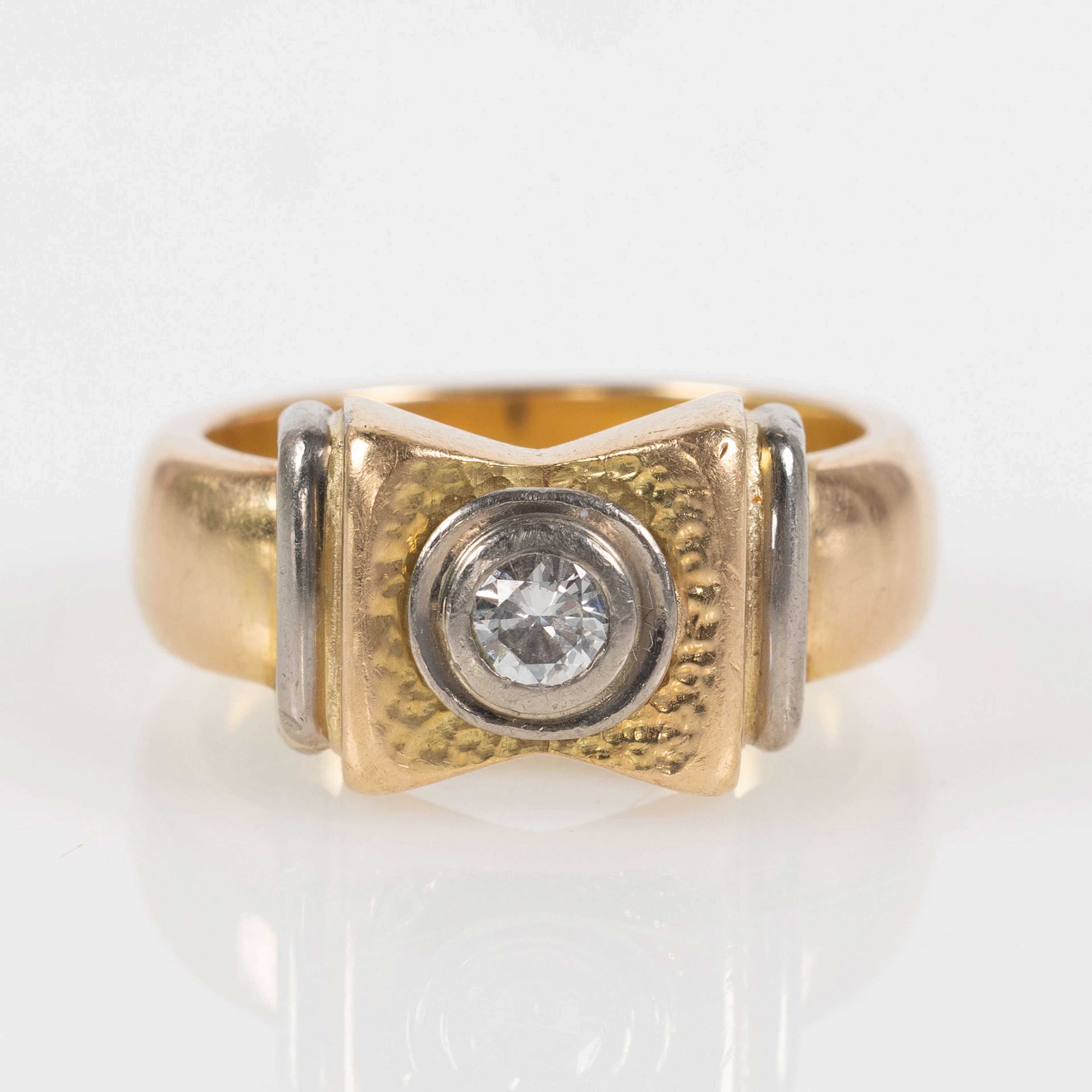 HÅKAN ORRLING. Ring, 18K guld, diamant. Art Metall, Helsingborg 1998.