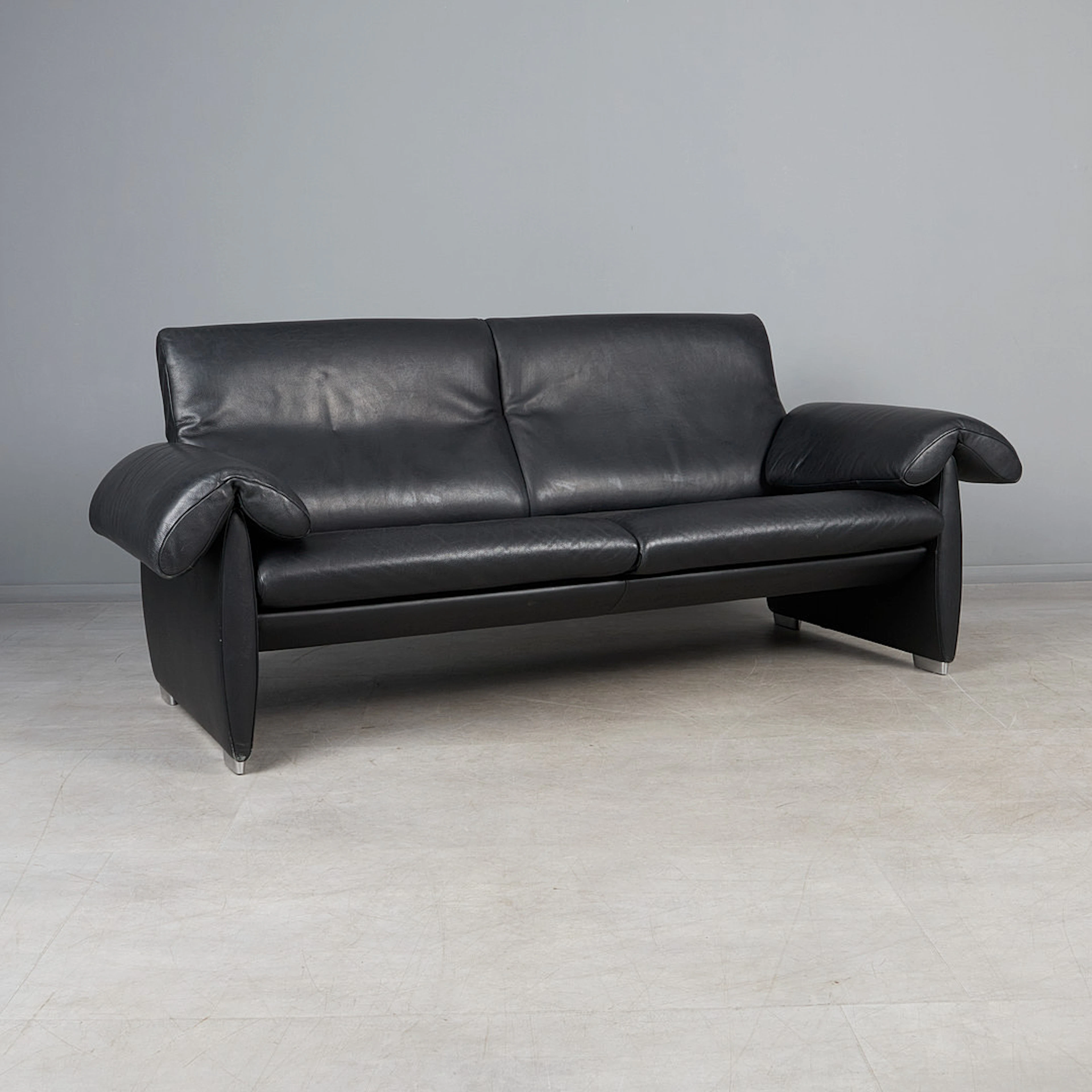 DE SEDE, Dreisitzersofa / Couch, Modell 'DS 10', Leder, 2000er Jahre, Schweiz.