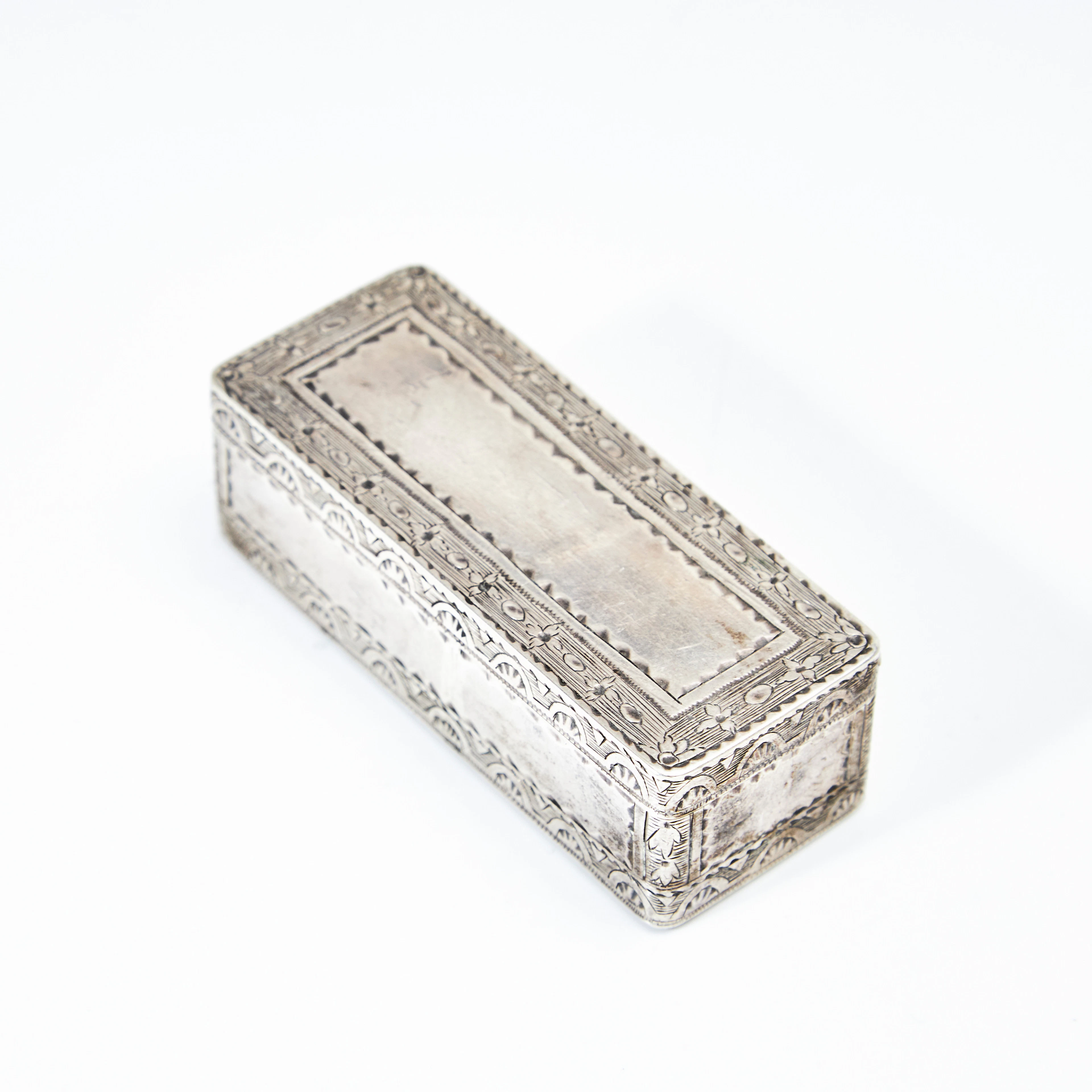 JOHAN LINDGREN (VERKSAM 1797-1811). Snusdosa, silver, Gävle 1807-1811