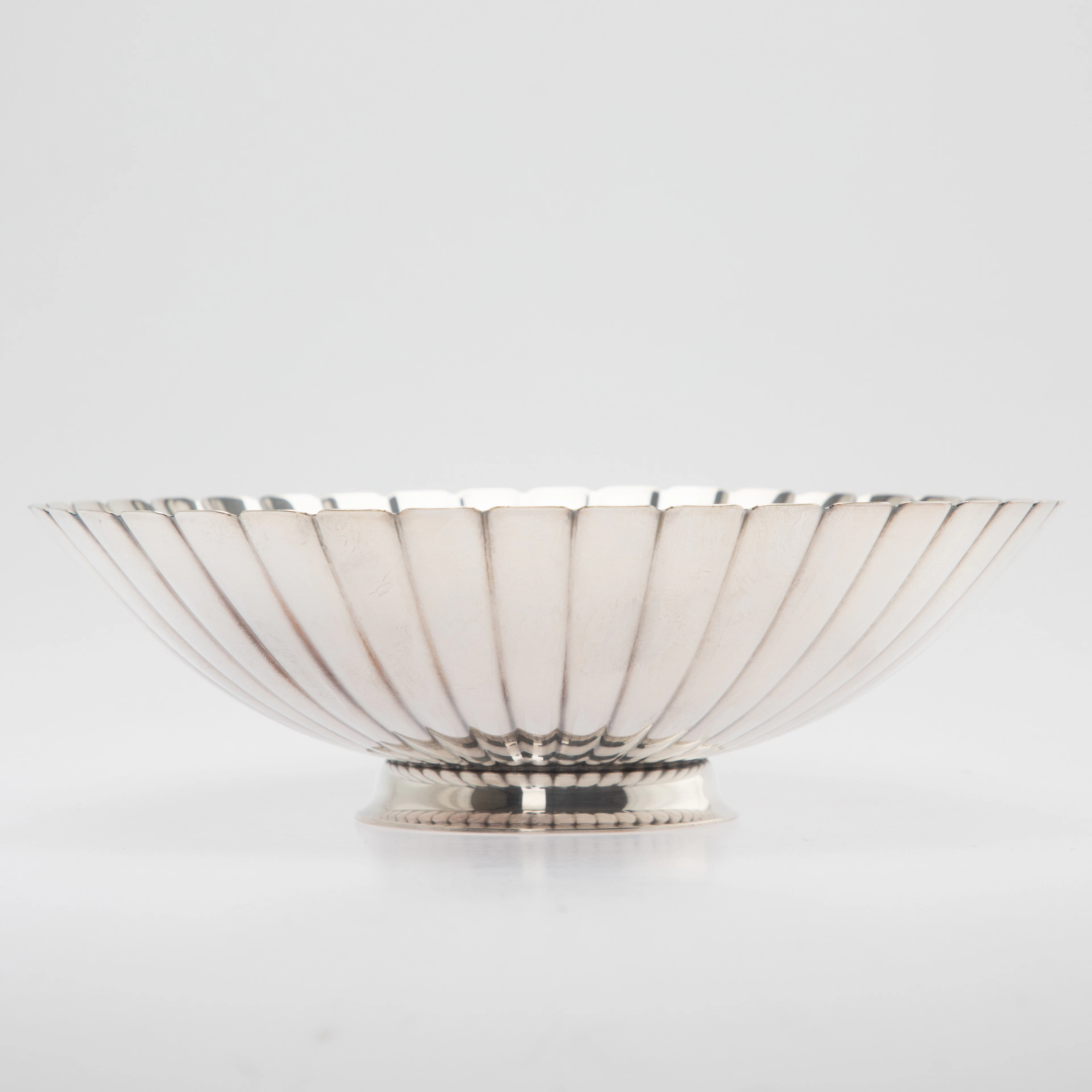 SIGVARD BERNADOTTE (SWEDEN, 1907-2002). Schale 856 A, Sterling Silber