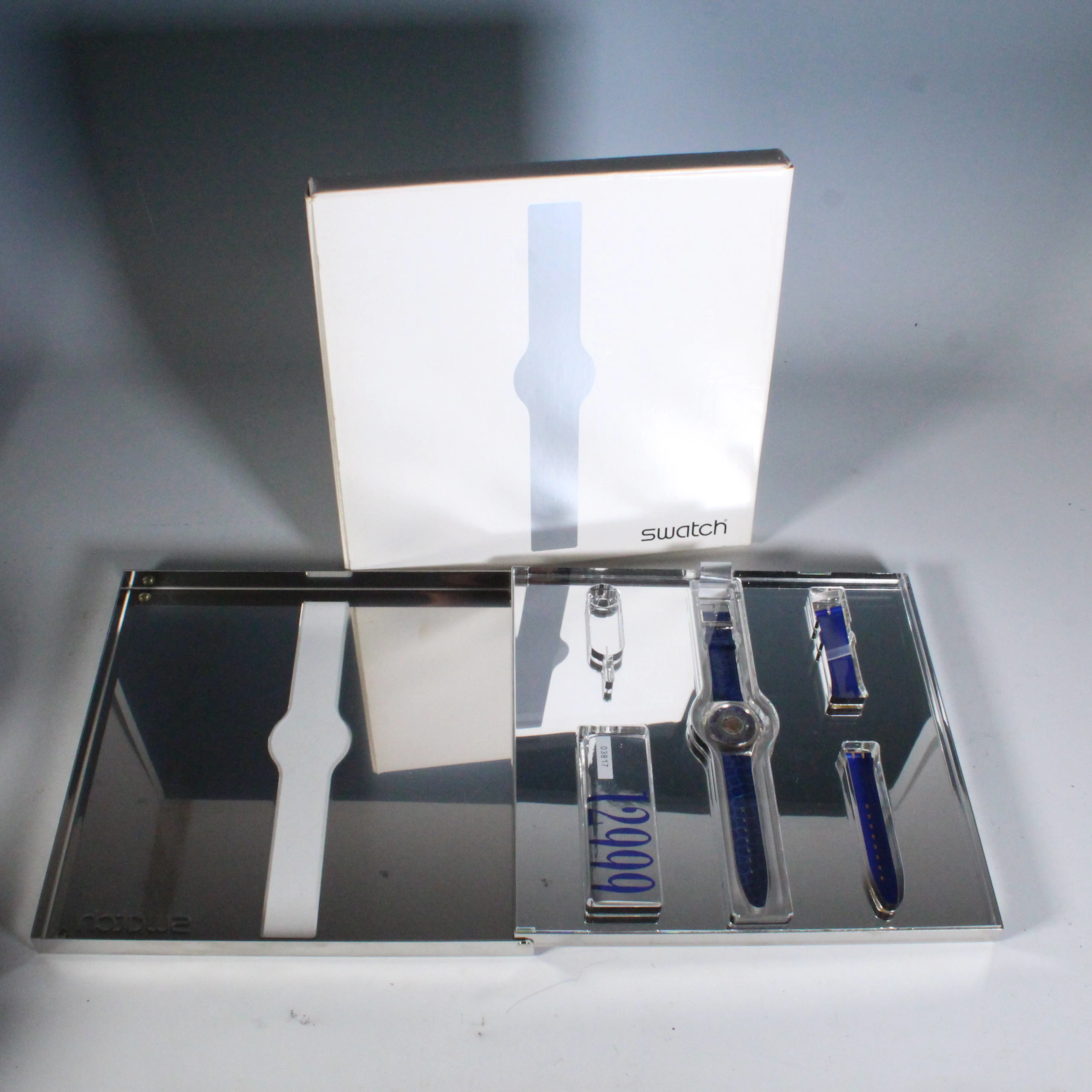 SWATCH. Armbanduhr, Modell, '' Tresor Magique '', limitiert, 03817/12999
