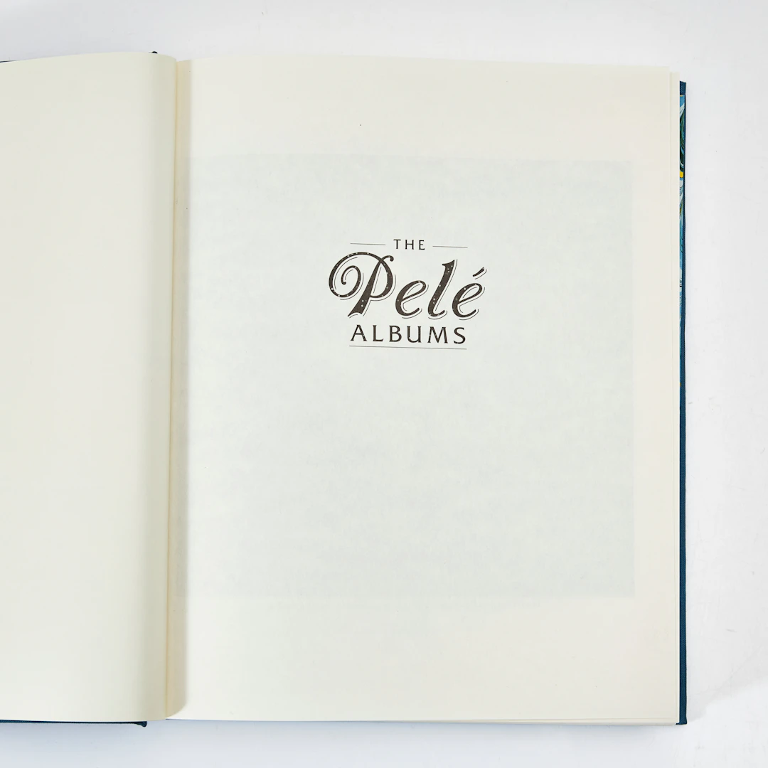 THE PELE ALBUMS, Volym 1-2, den ena signerad Pele.